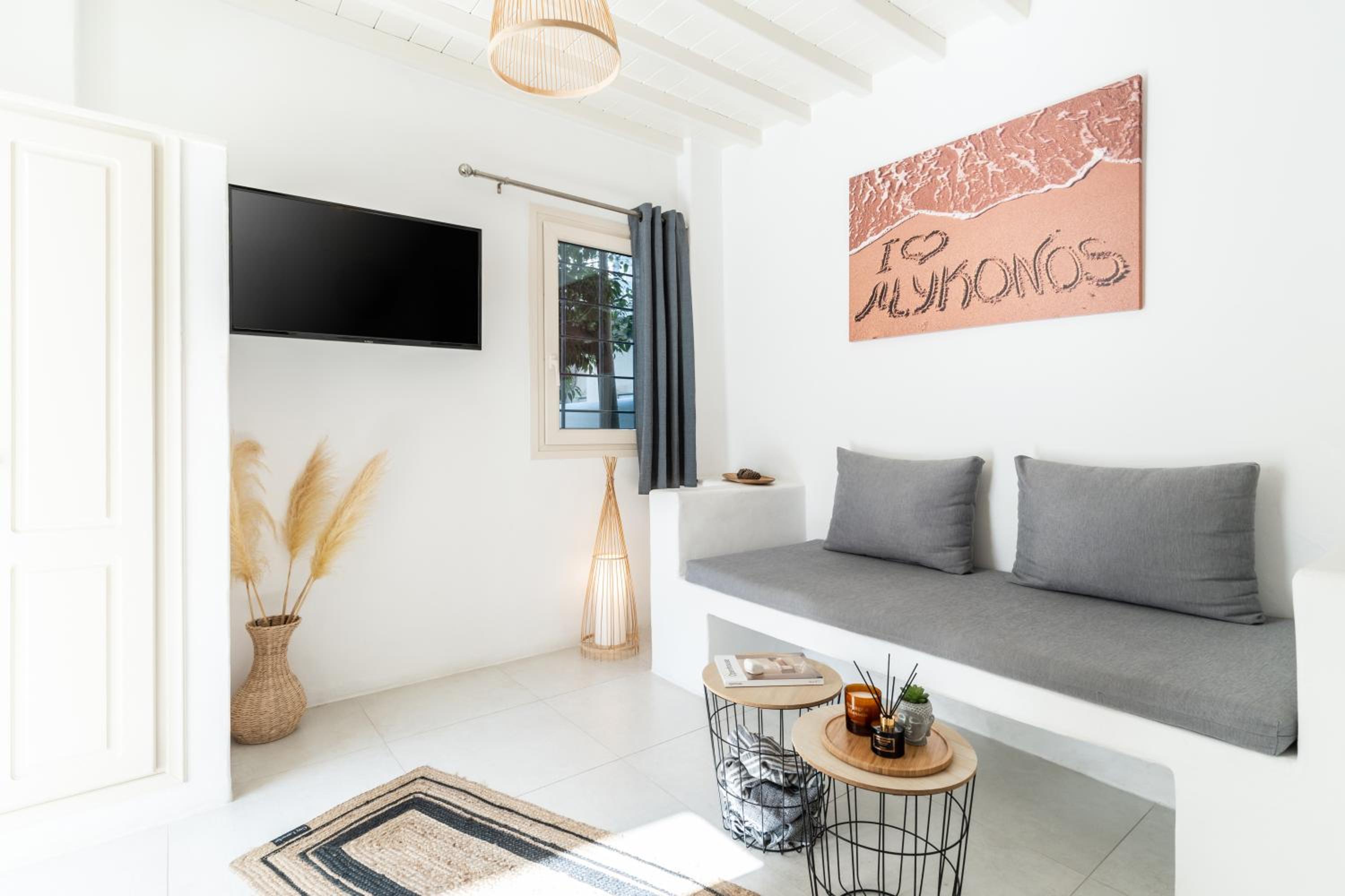 Haka Suites Mykonos Town