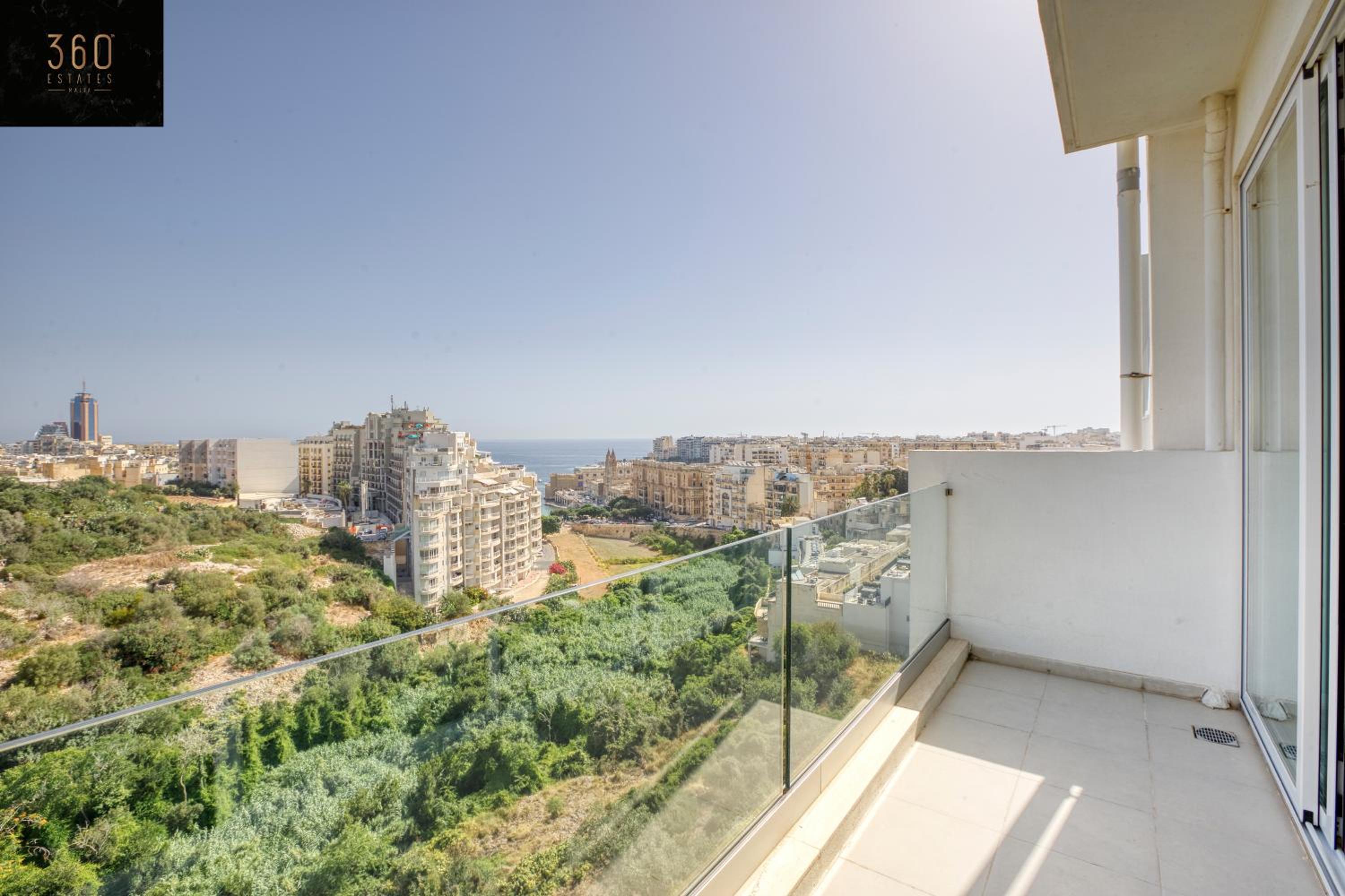 Beautiful Hill APT, with Balcony, Seaviews & WIFI by 360 Estates photo 5