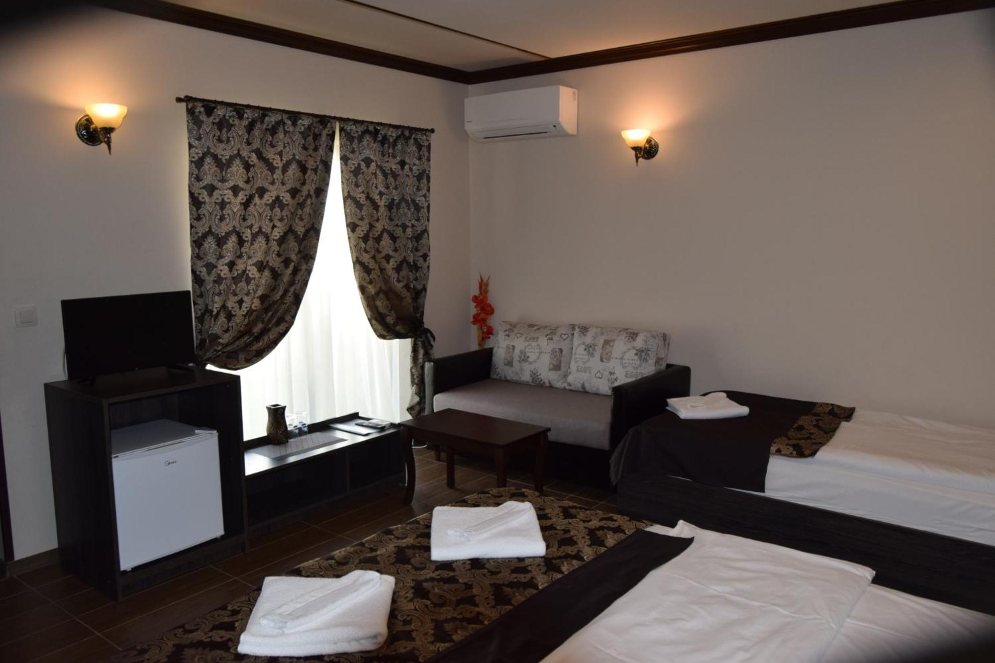 Asya Guest House