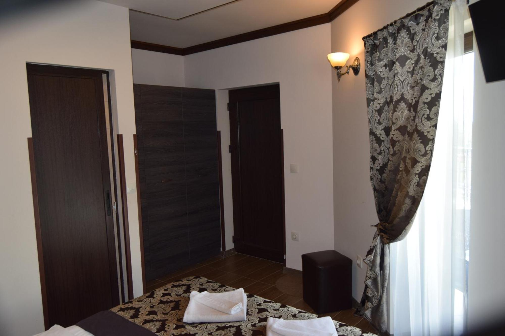 Asya Guest House