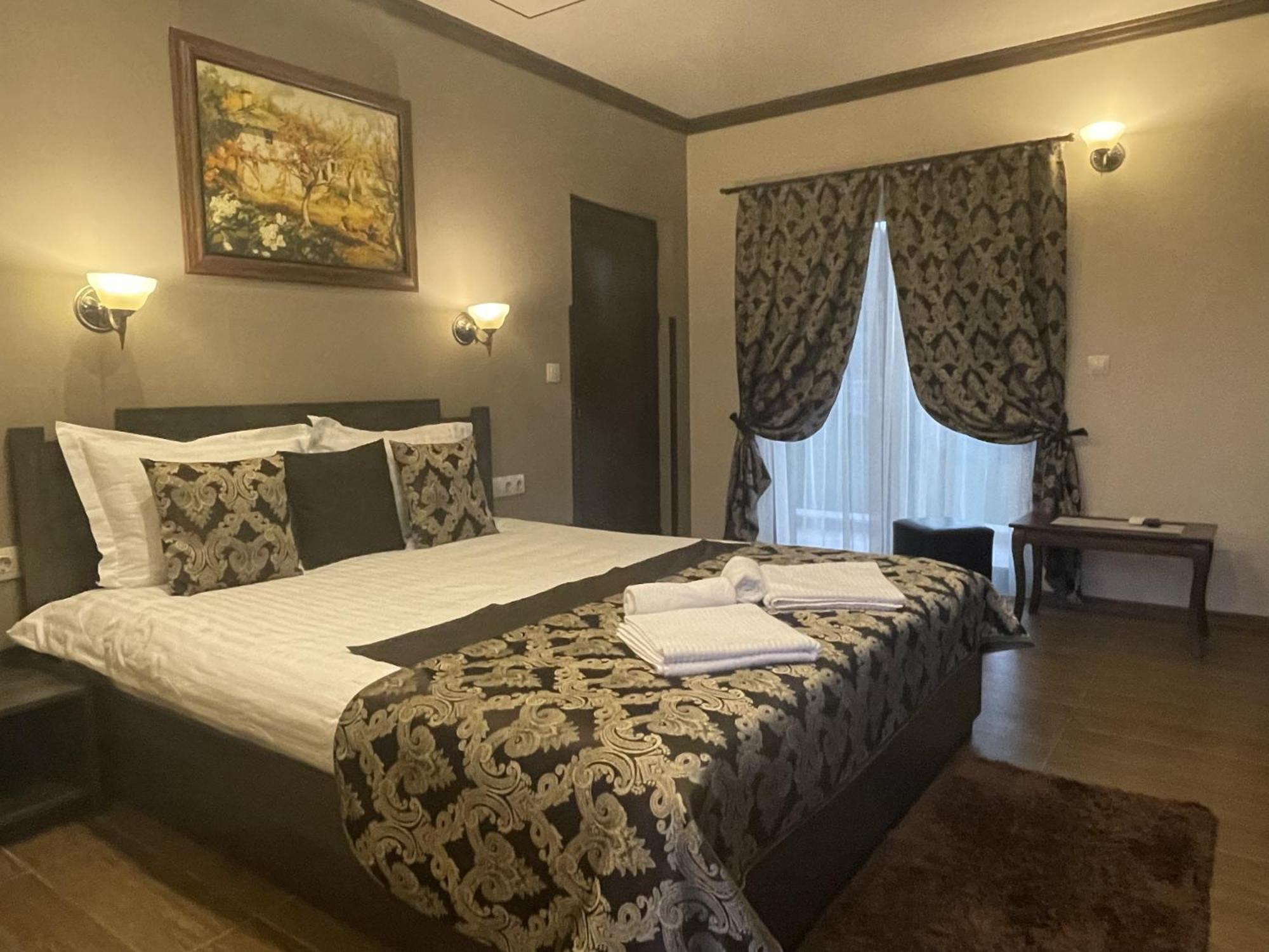 Asya Guest House