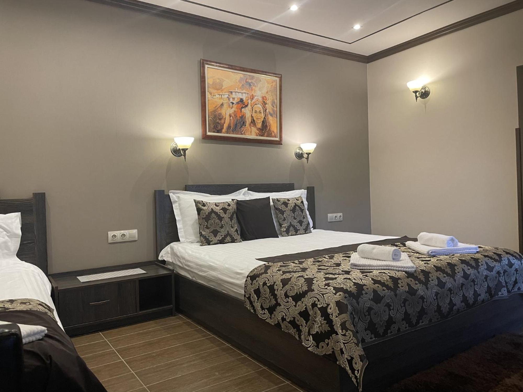 Asya Guest House
