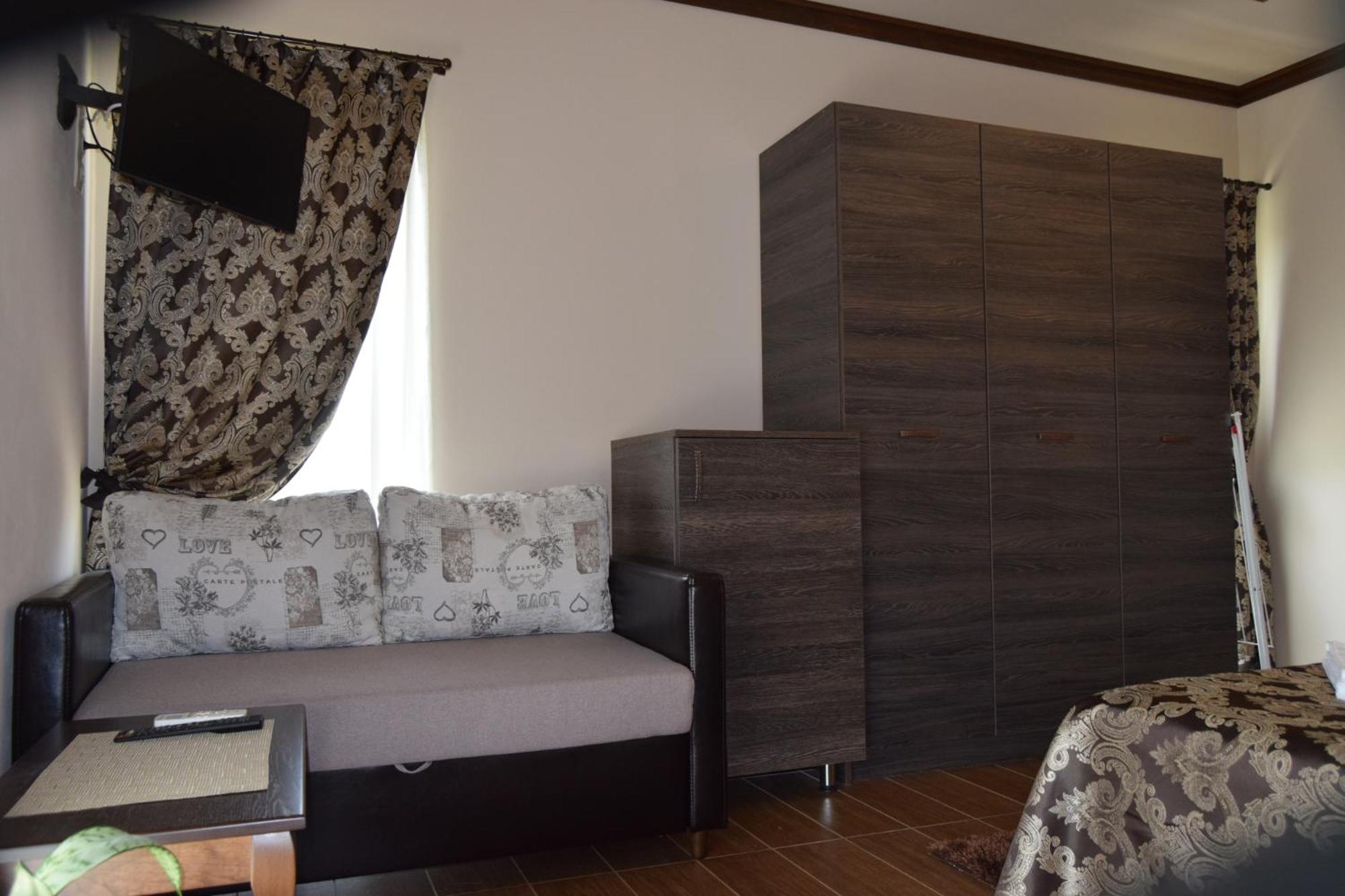 Asya Guest House