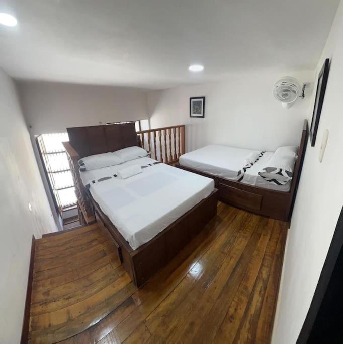 Agradable casa en Buga junto a la basílica