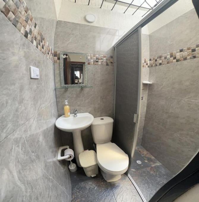 Agradable casa en Buga junto a la basílica
