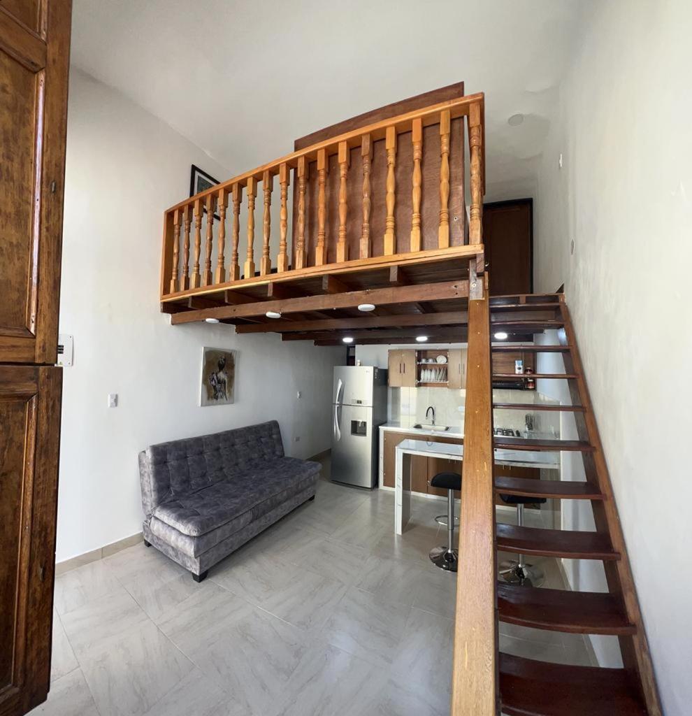 Agradable casa en Buga junto a la basílica