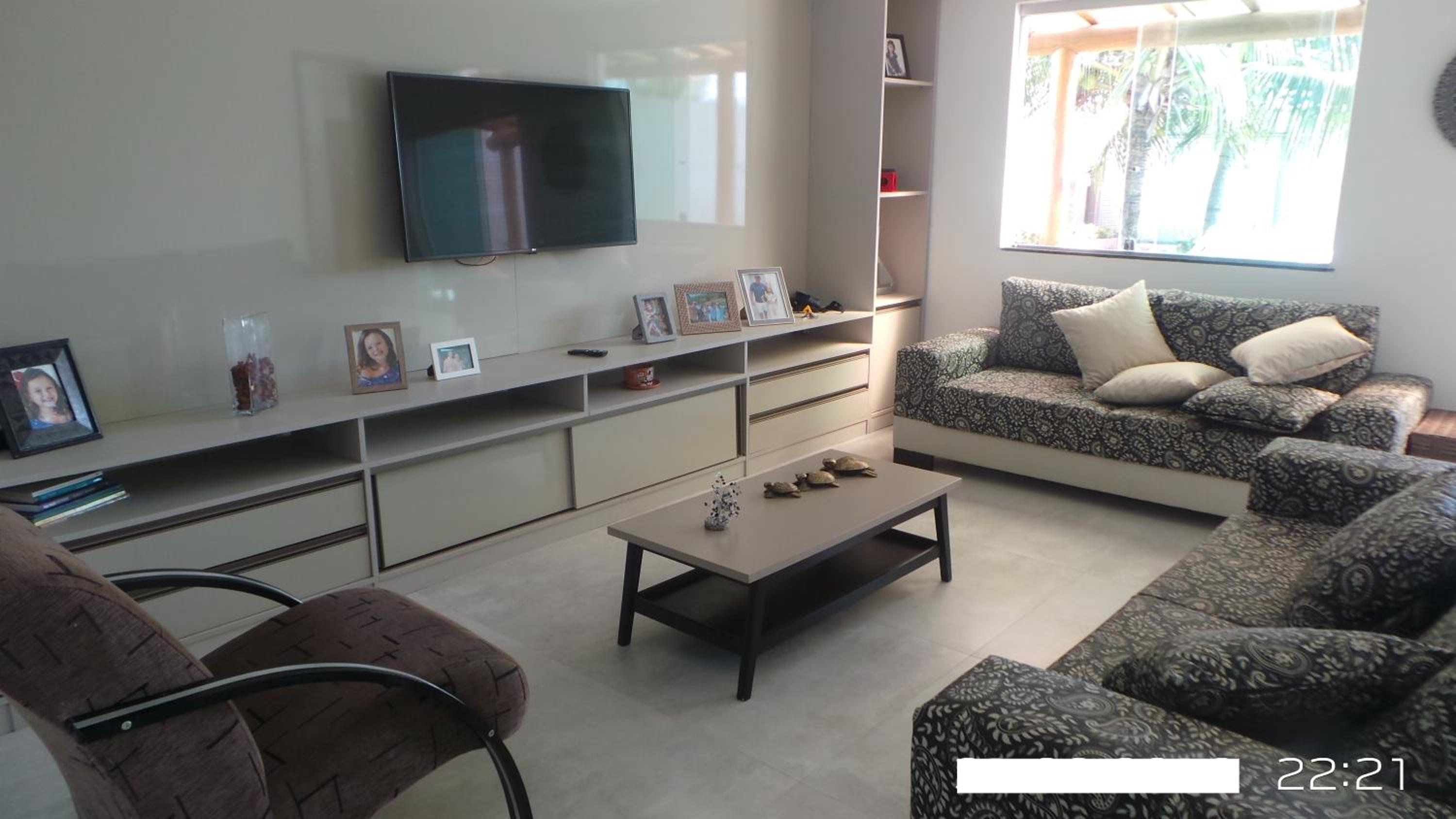 Excelente casa com Piscina