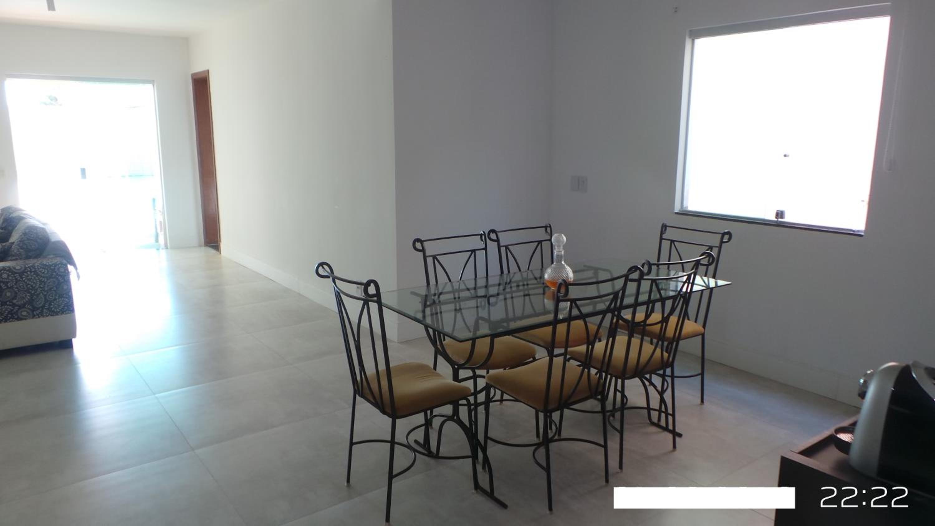 Excelente casa com Piscina