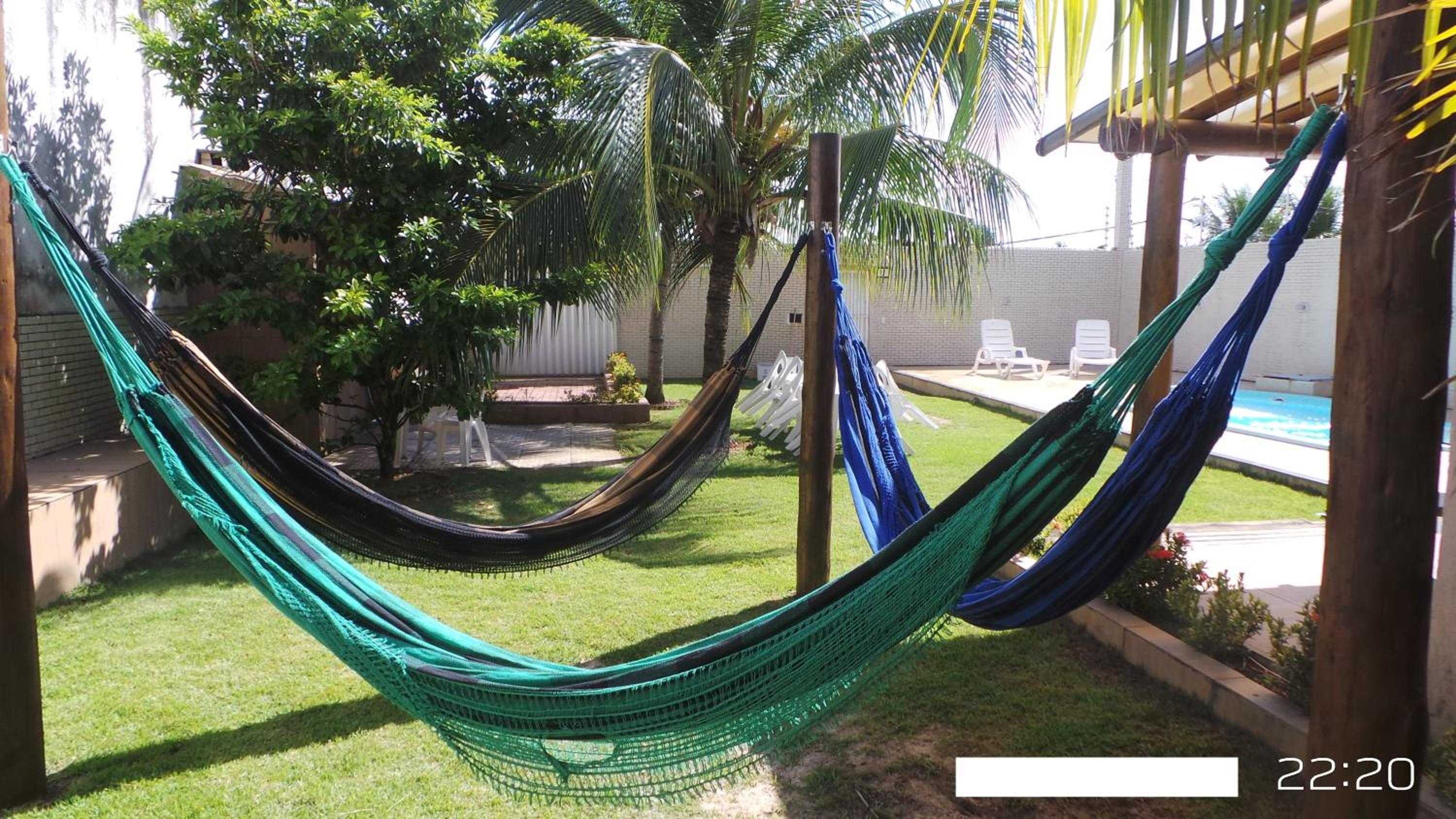 Excelente casa com Piscina