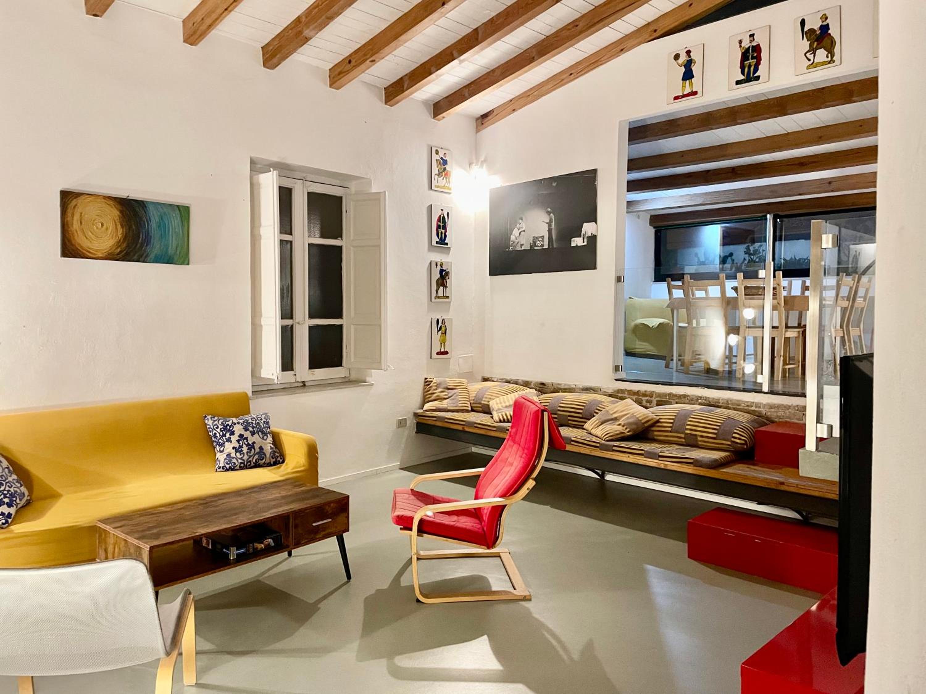 lounge