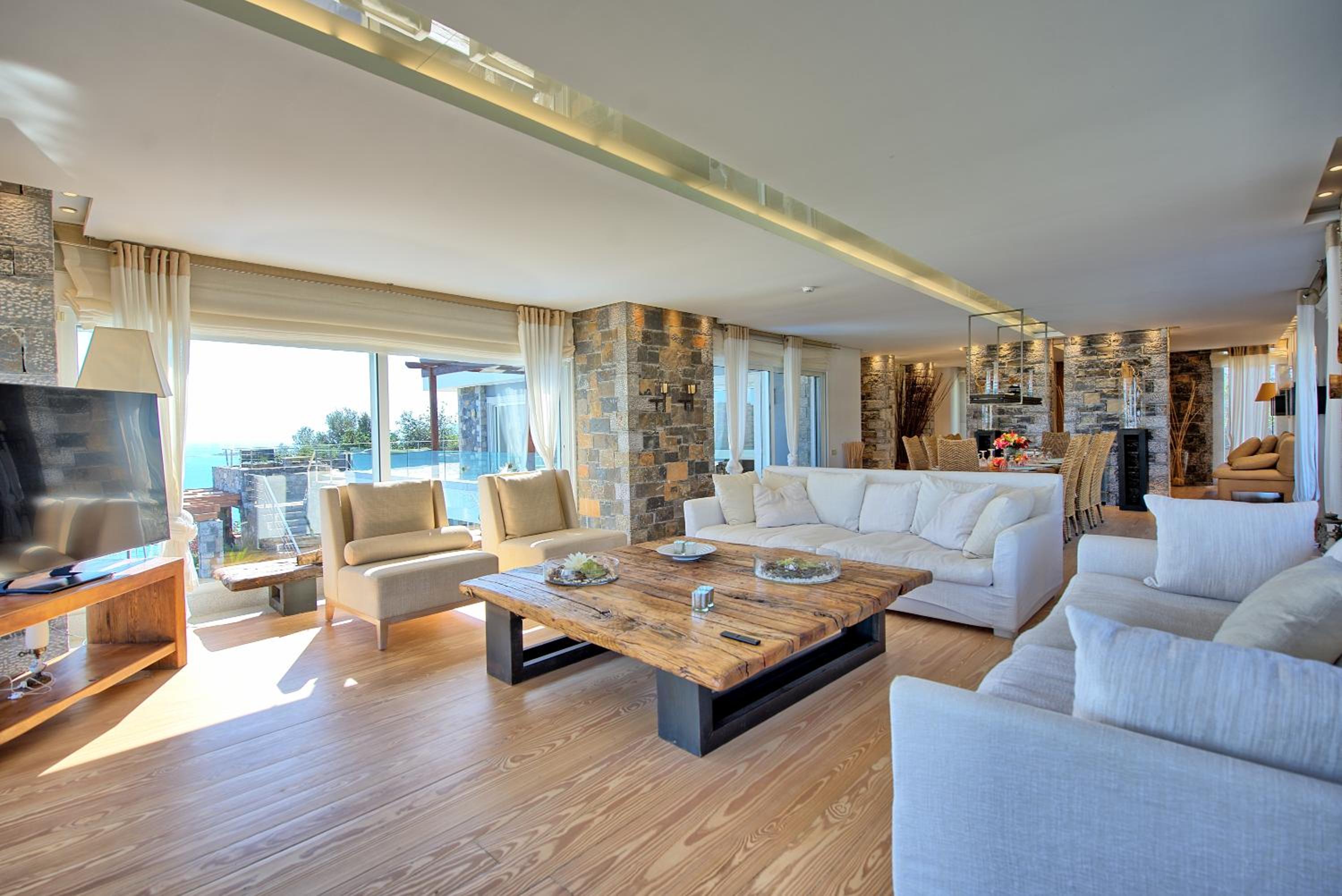 Villa Marina by PosarelliVillas