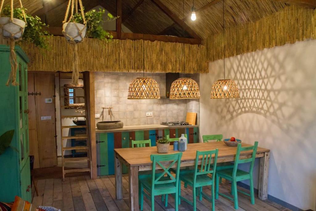 Balistyle guesthouse incl Hottub near Amsterdam and Haarlem view 2