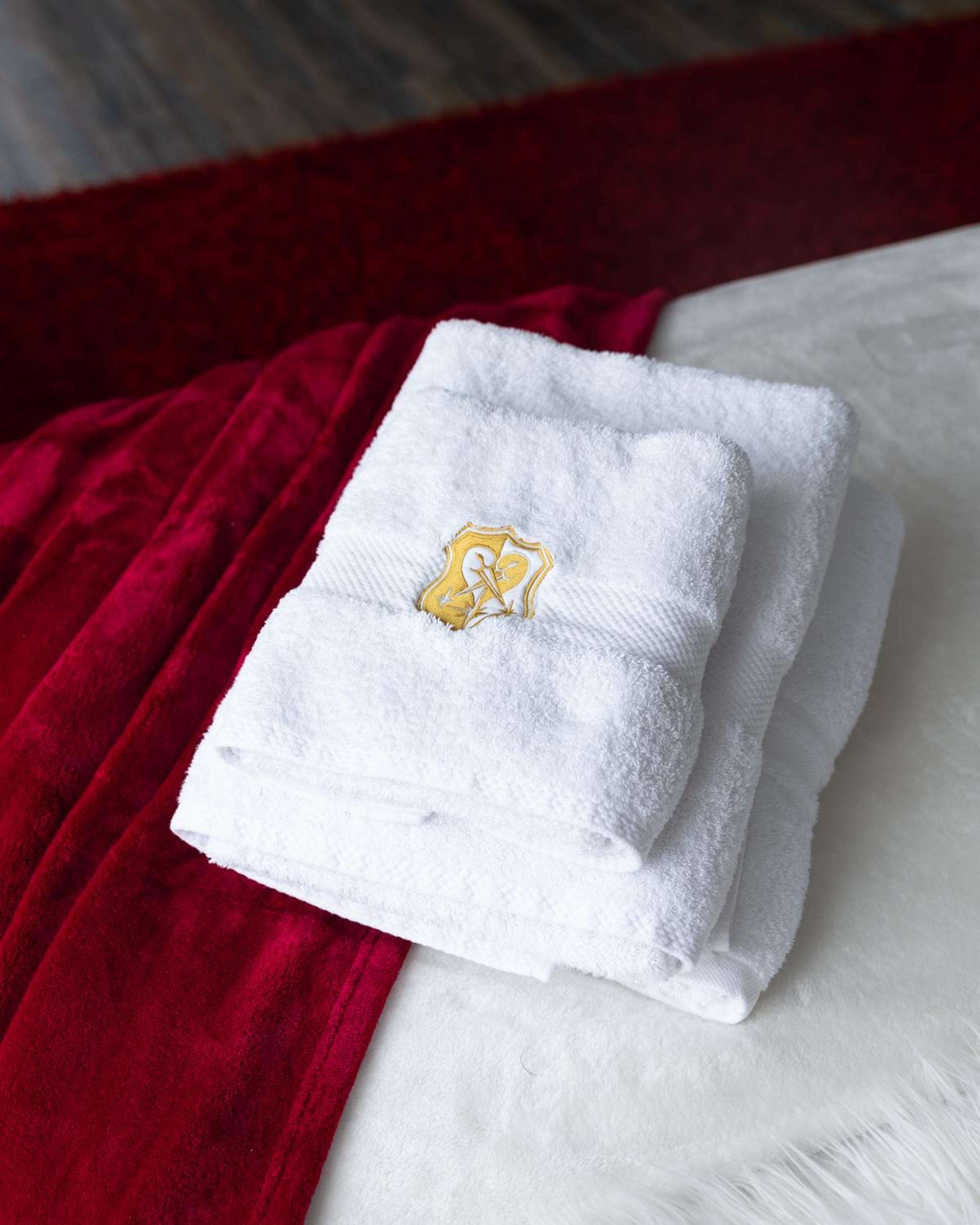 La Chambre des Secrets by Leslodgespa - Escapade romantique proche de Bâle avec terrasse privée