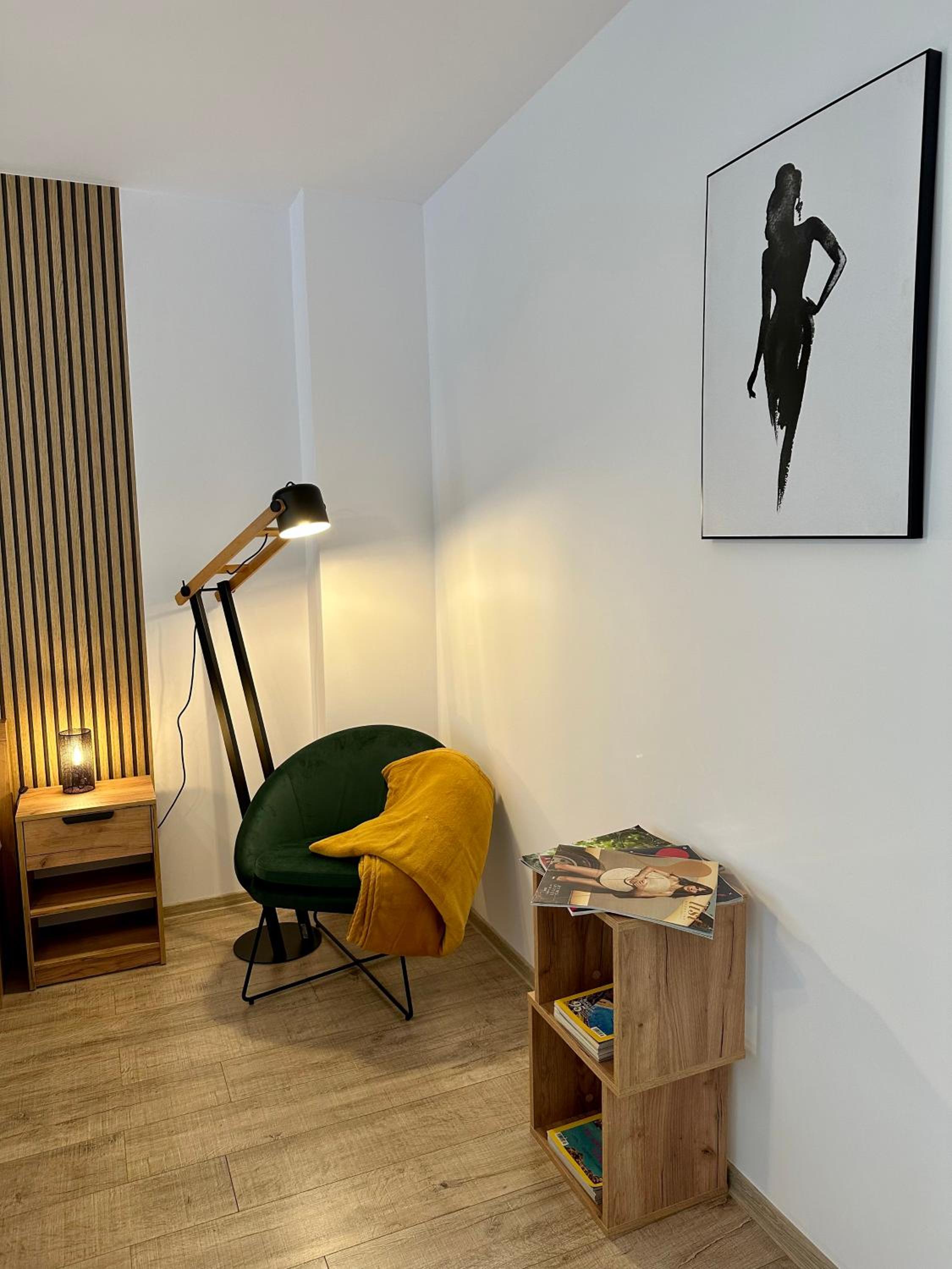 Rosco Apartment Transalpina view 4