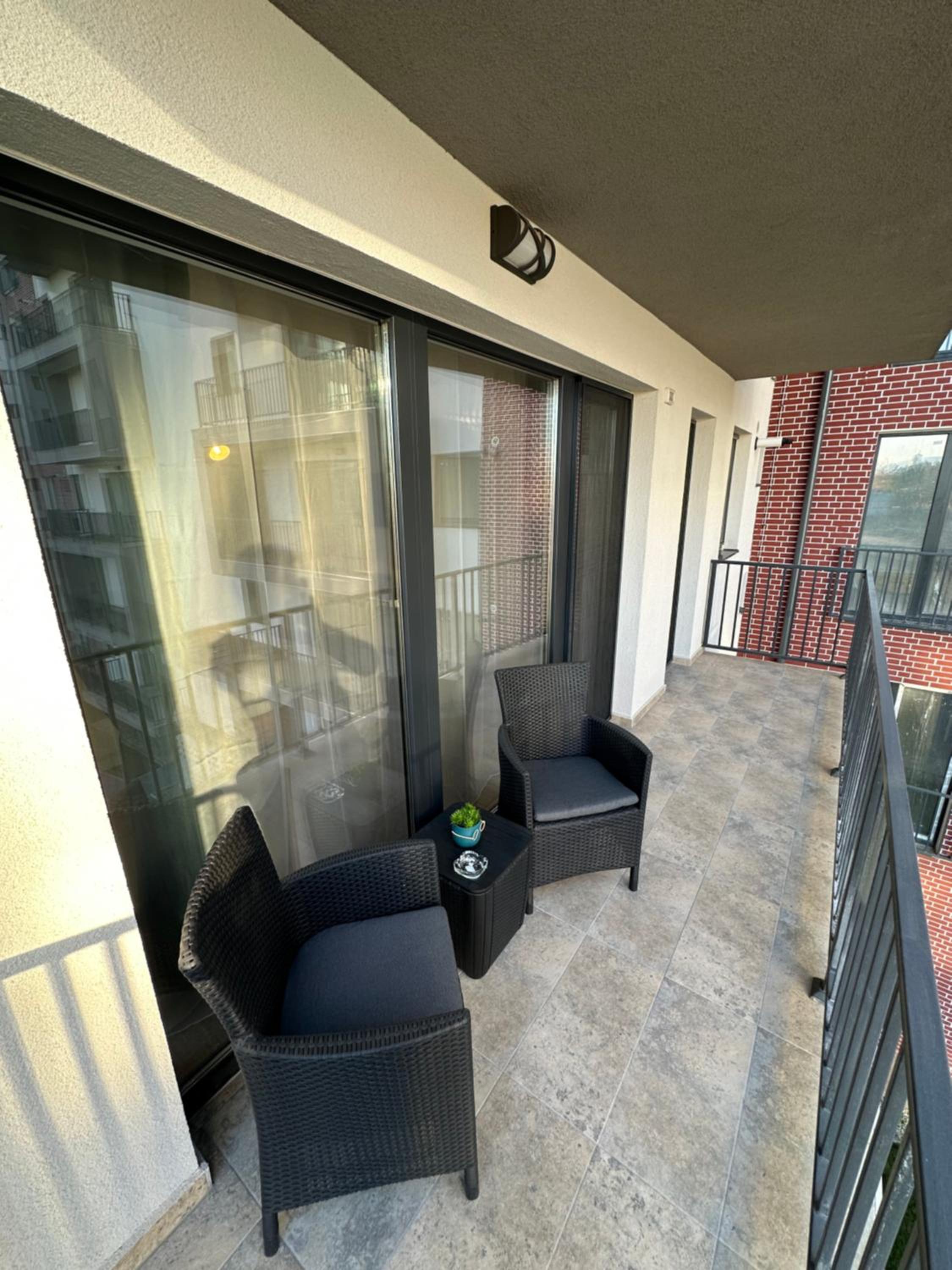 Rosco Apartment Transalpina view 5