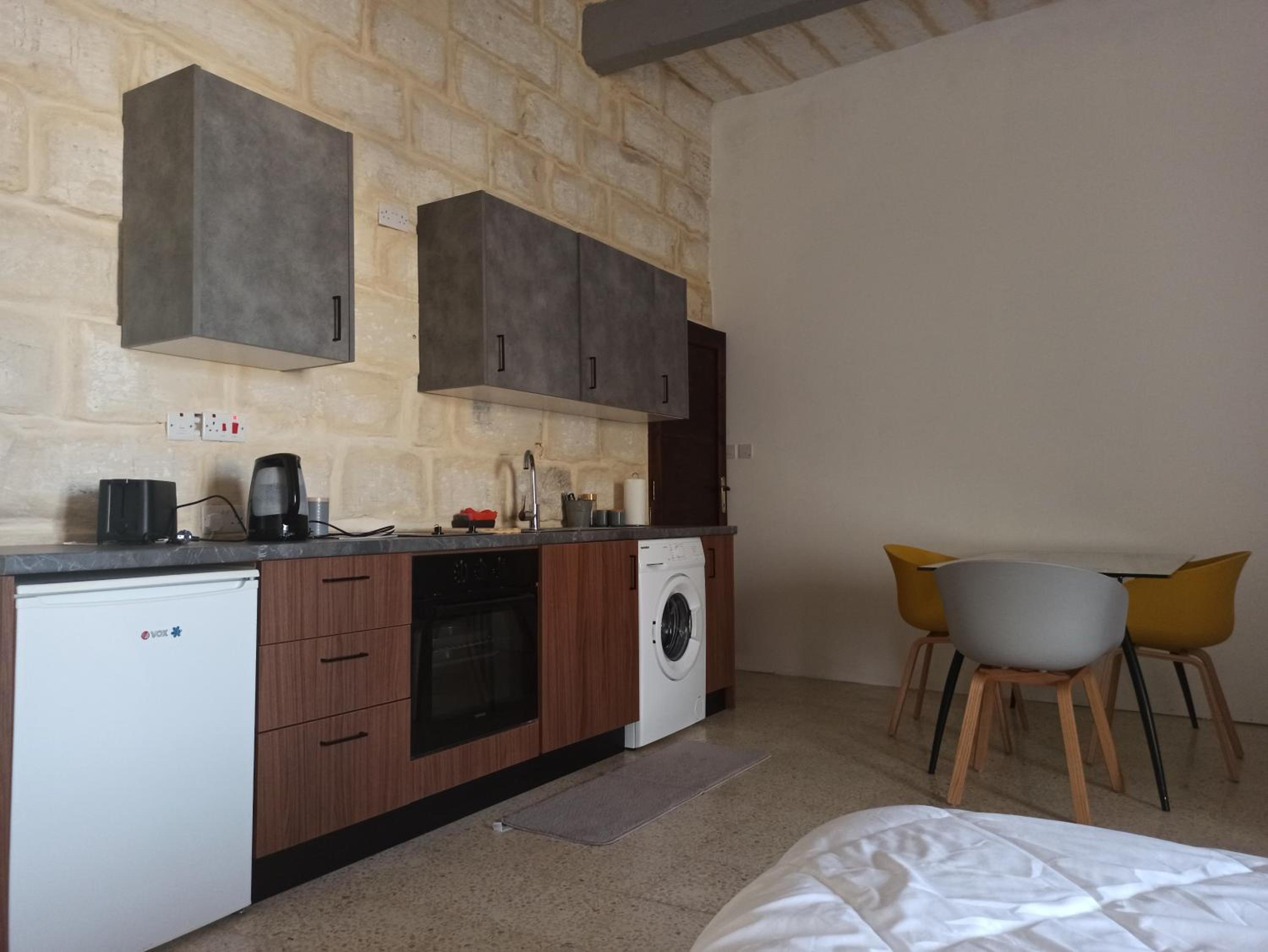 Beautiful Studio apartment in Qormi Malta view 2