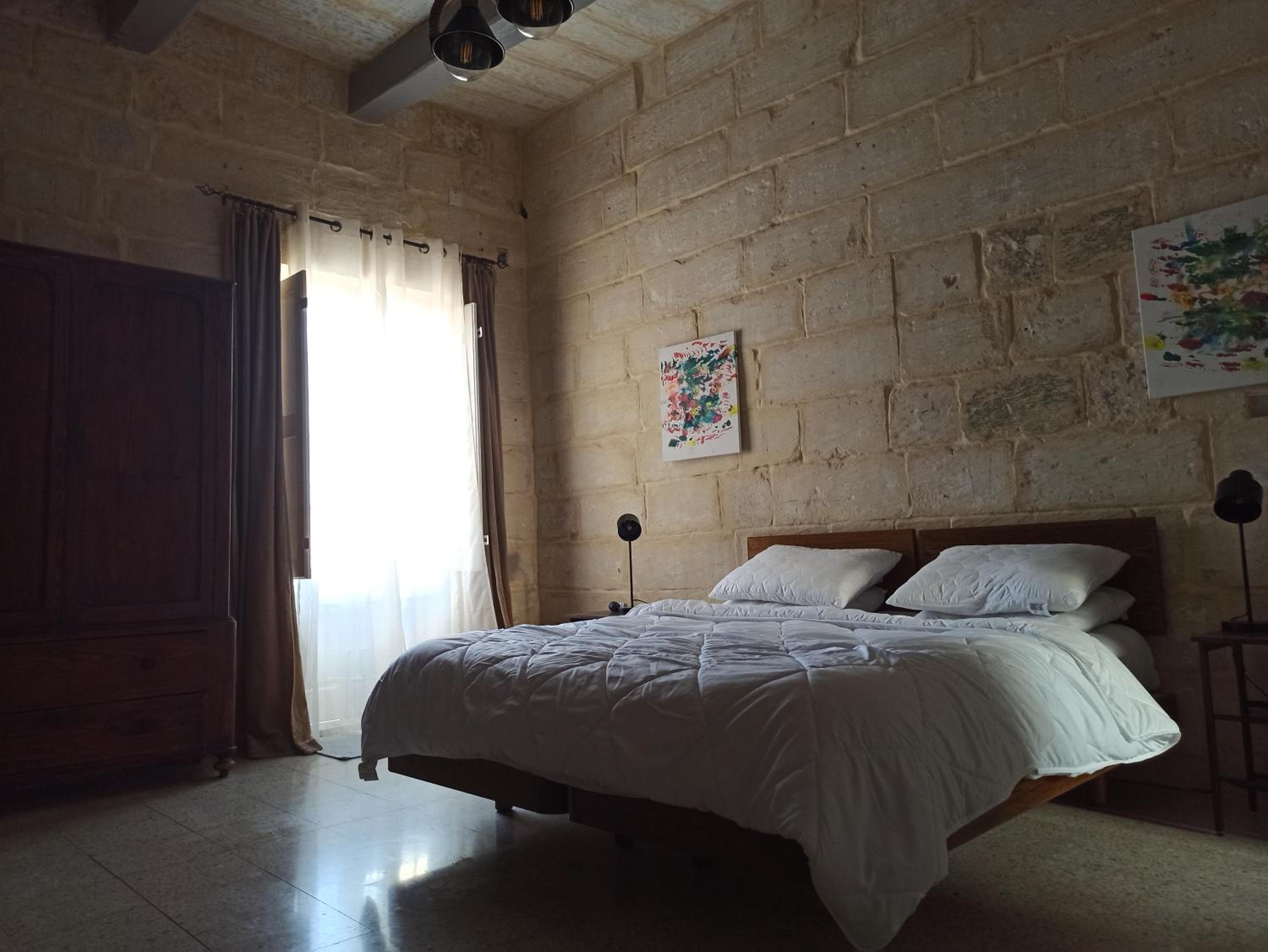 Beautiful Studio apartment in Qormi Malta view 3