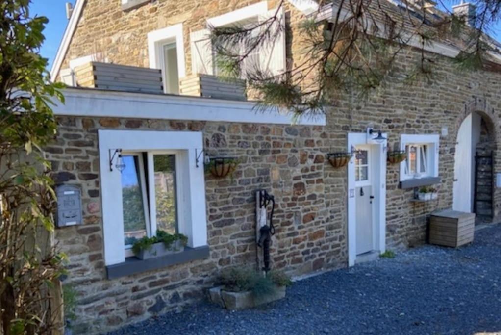 PINE COTTAGE- 5 minutes Francorchamps - charme -piscine-calme-jardin