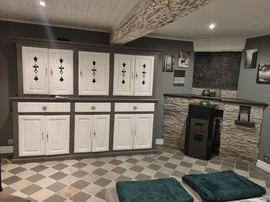 PINE COTTAGE- 5 minutes Francorchamps - charme -piscine-calme-jardin