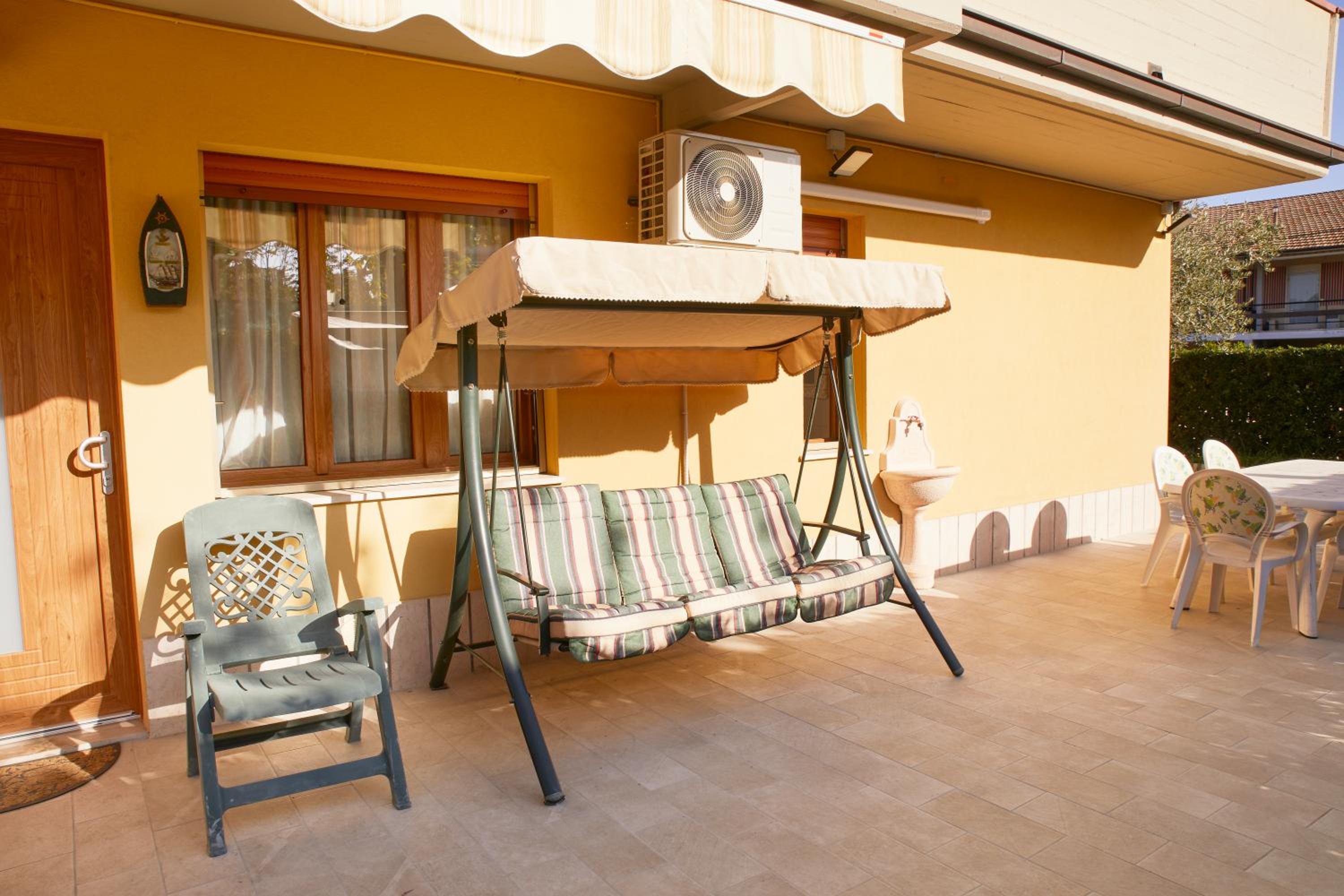 Conero - Parking & AC by Host Hero photo 2