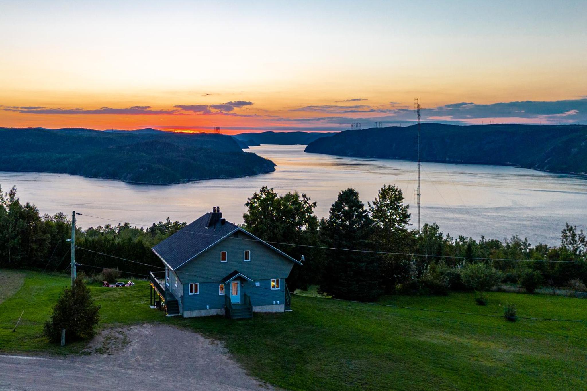 4-MontFJORD - Chalets, vue spectaculaire et SPA -ChantaFJORD #4