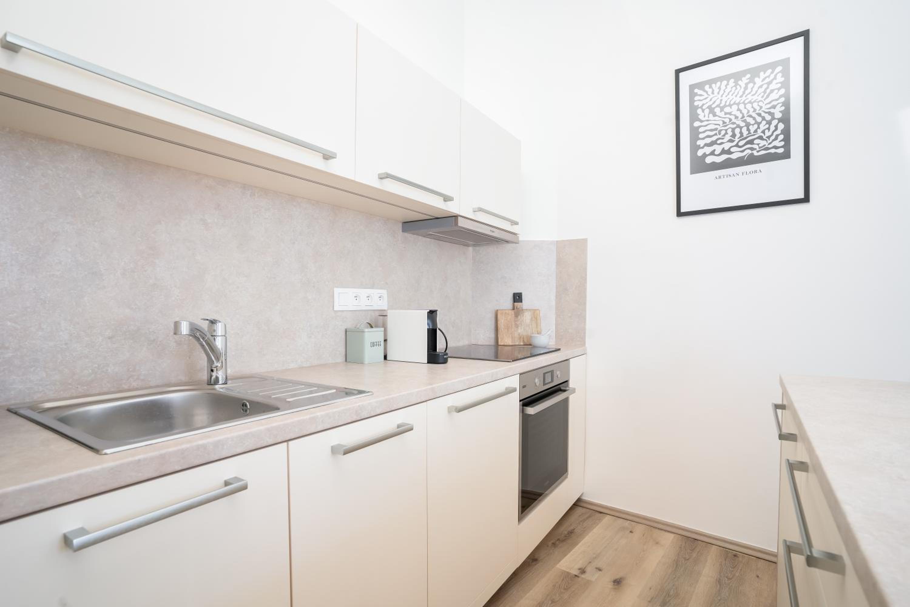 Prague Days - Two-bedroom Apartment with Workspace right next to Old Town Square