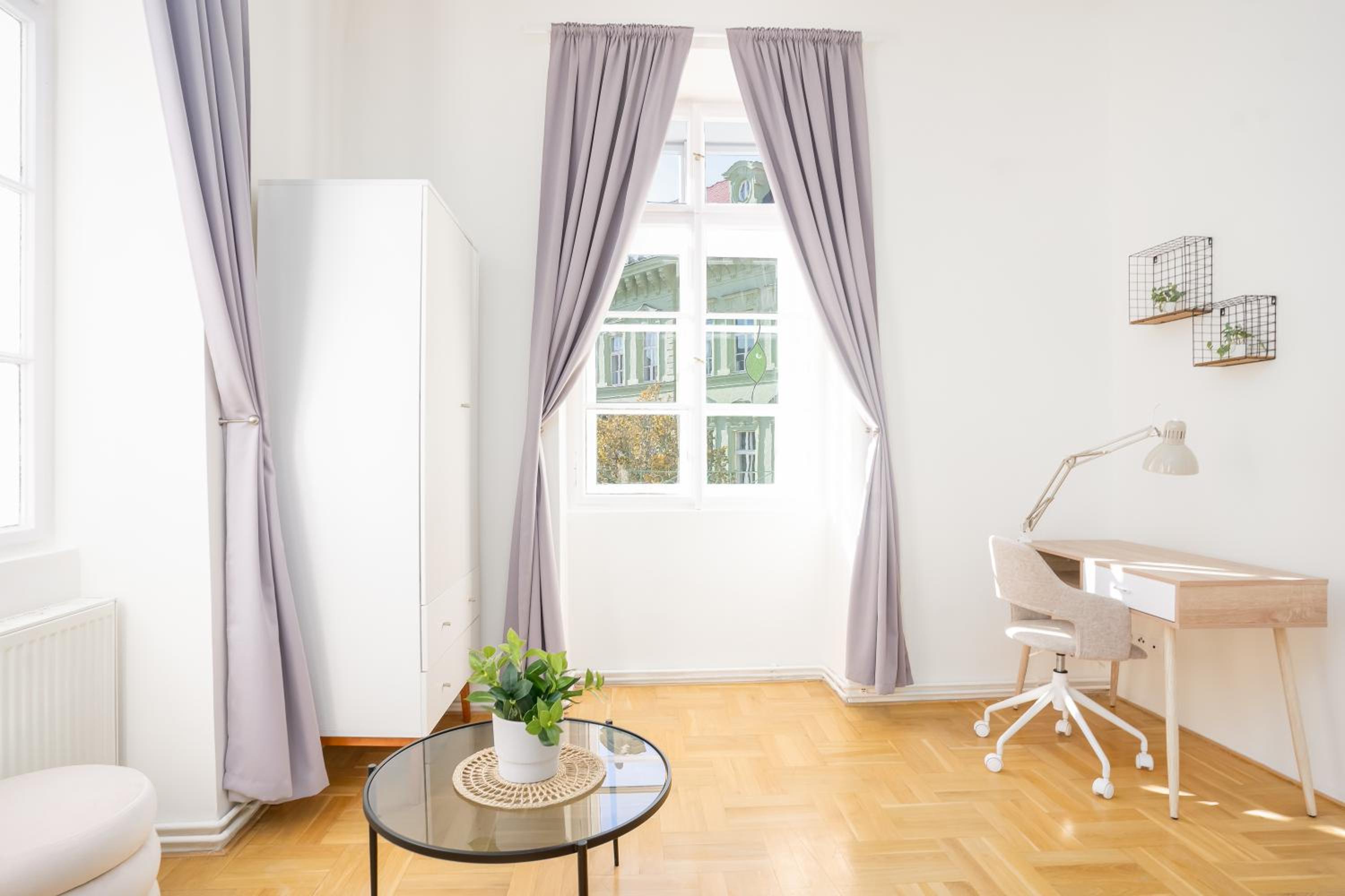 Prague Days - Two-bedroom Apartment with Workspace right next to Old Town Square