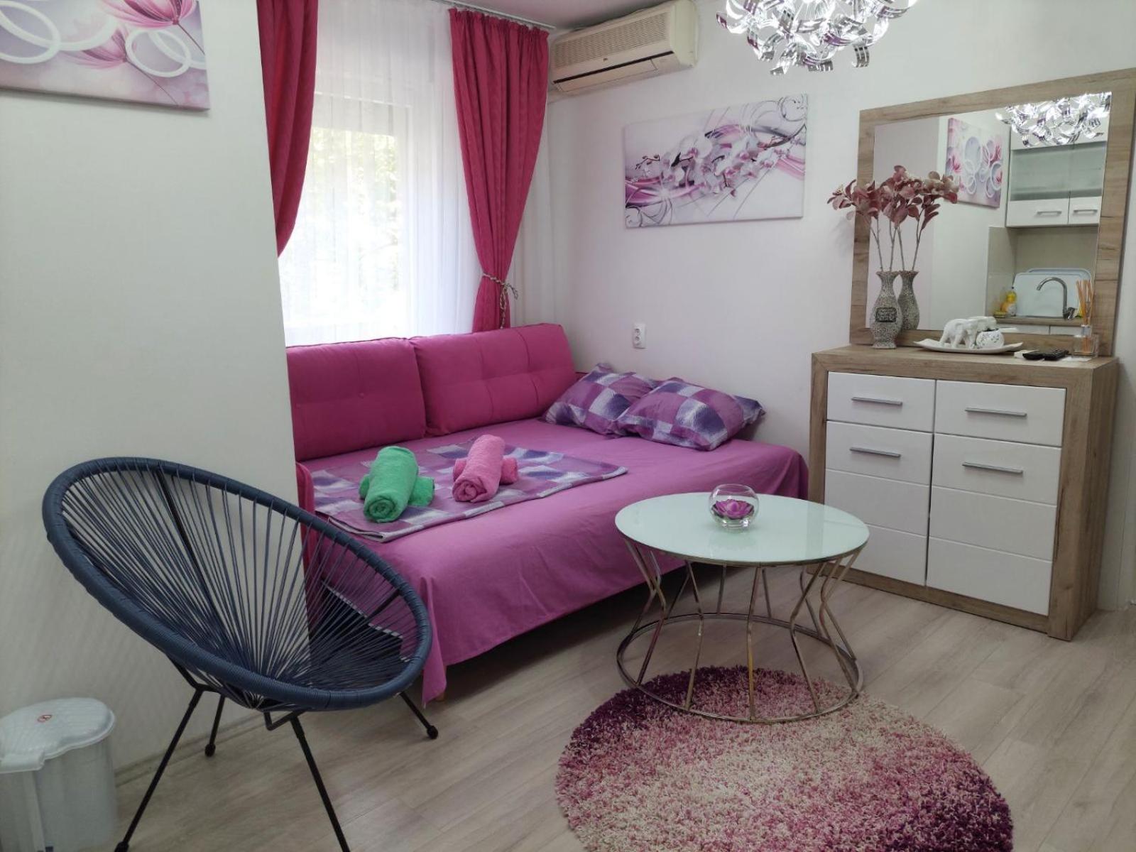 City Lux Apartments view 2