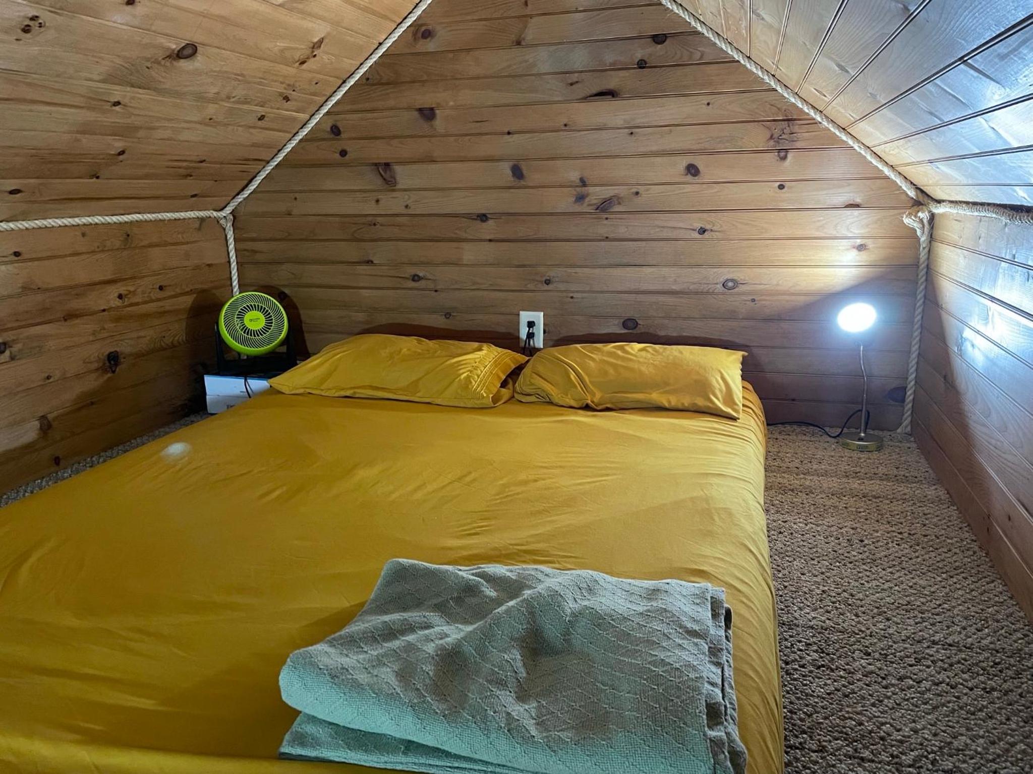 Walnut Canyon Cabins