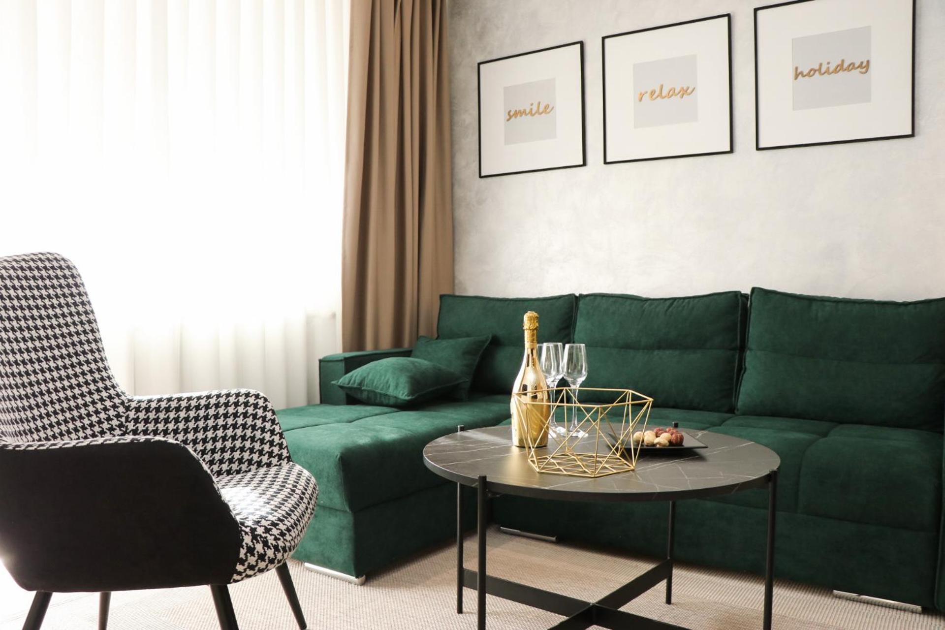 President Lux Apartment