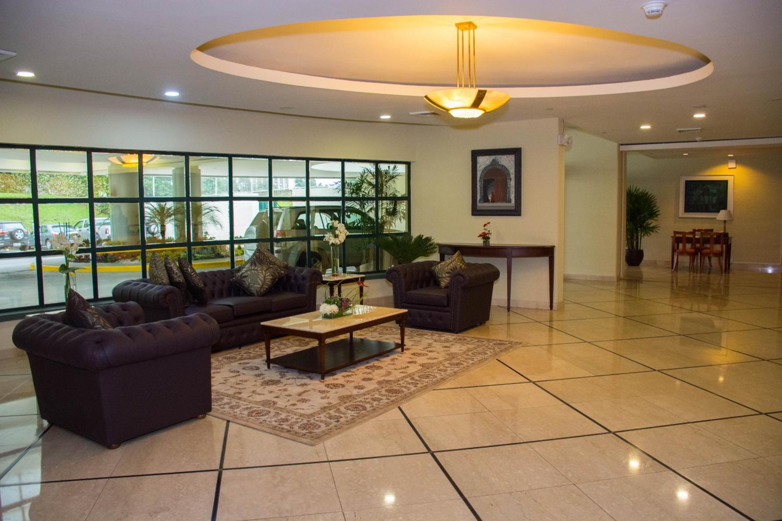 Aparta Hotel Torres de Suites