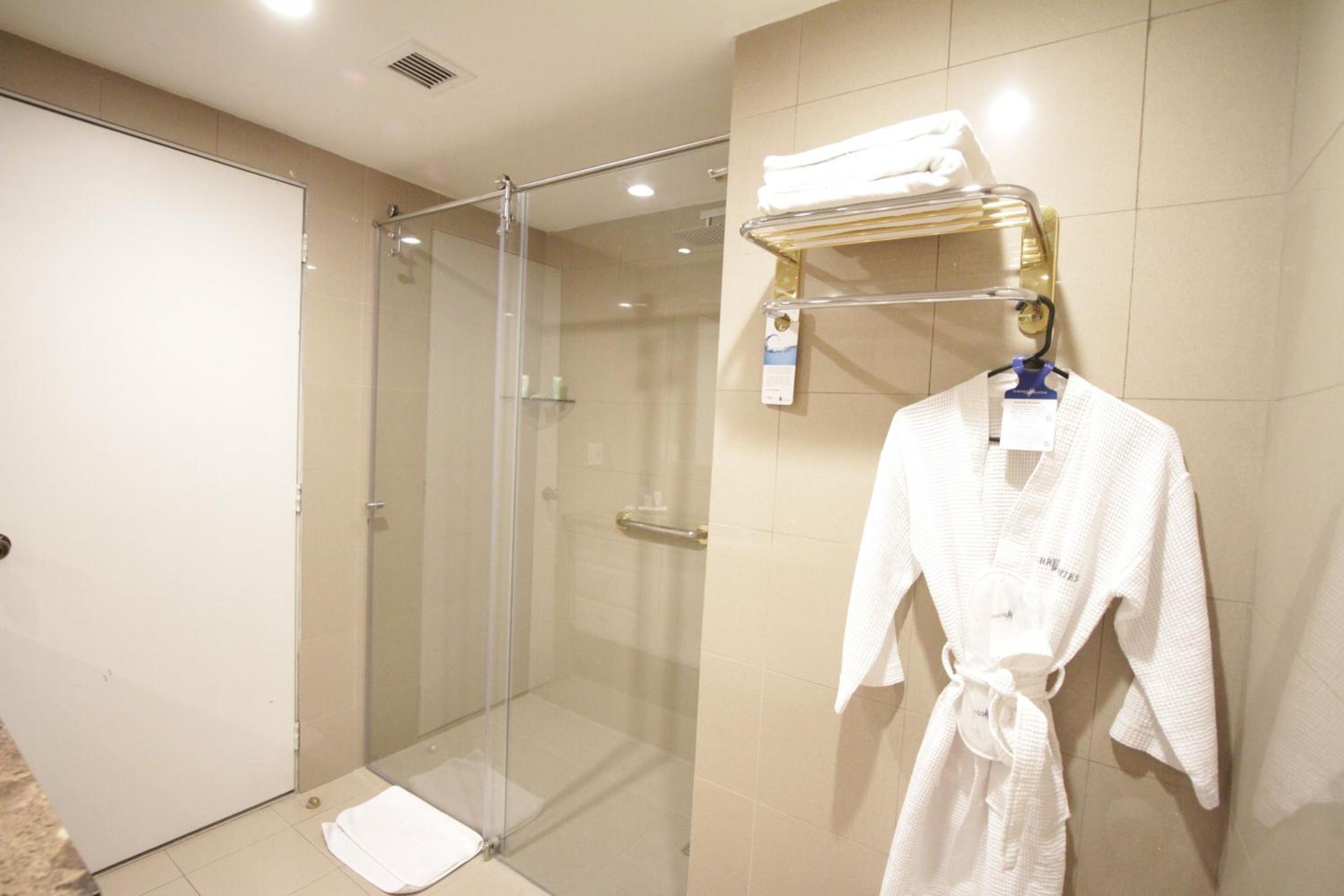 Aparta Hotel Torres de Suites