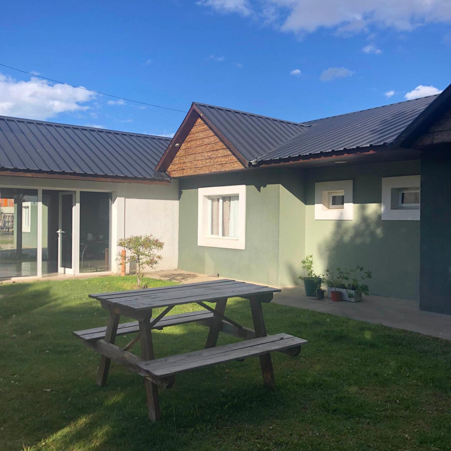 HOSPEDAR CALAFATE - Los Lupinos