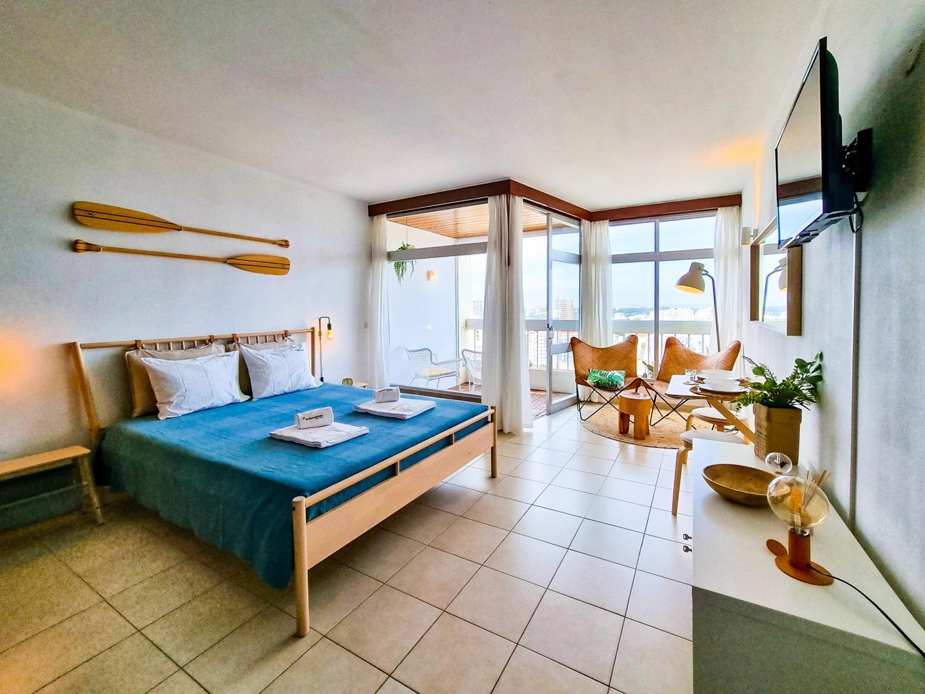FLH Portimão Bright Studio with Balcony view 4
