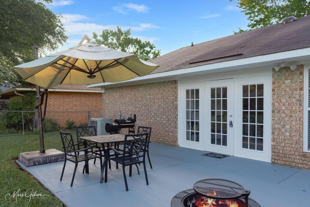 Shreveport Vacations - King Bed, Near LSUS Barksdale, Fast wifi! - Property Image 15