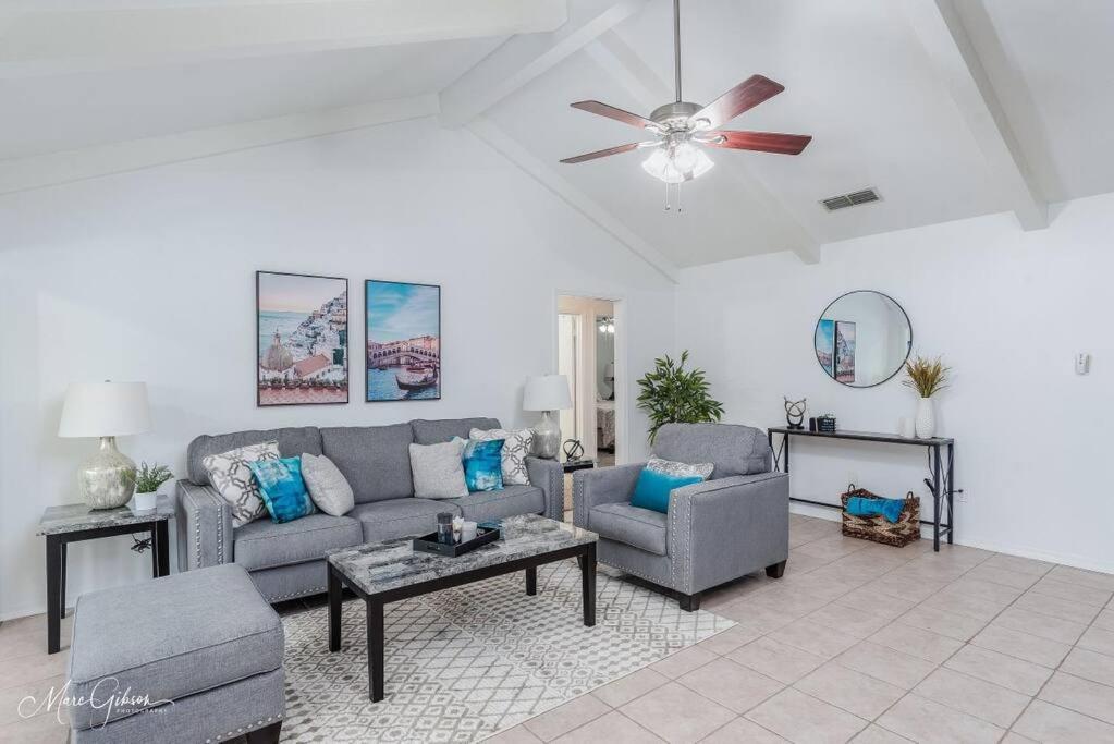 Shreveport Vacations - King Bed, Near LSUS Barksdale, Fast wifi! - Property Image 5