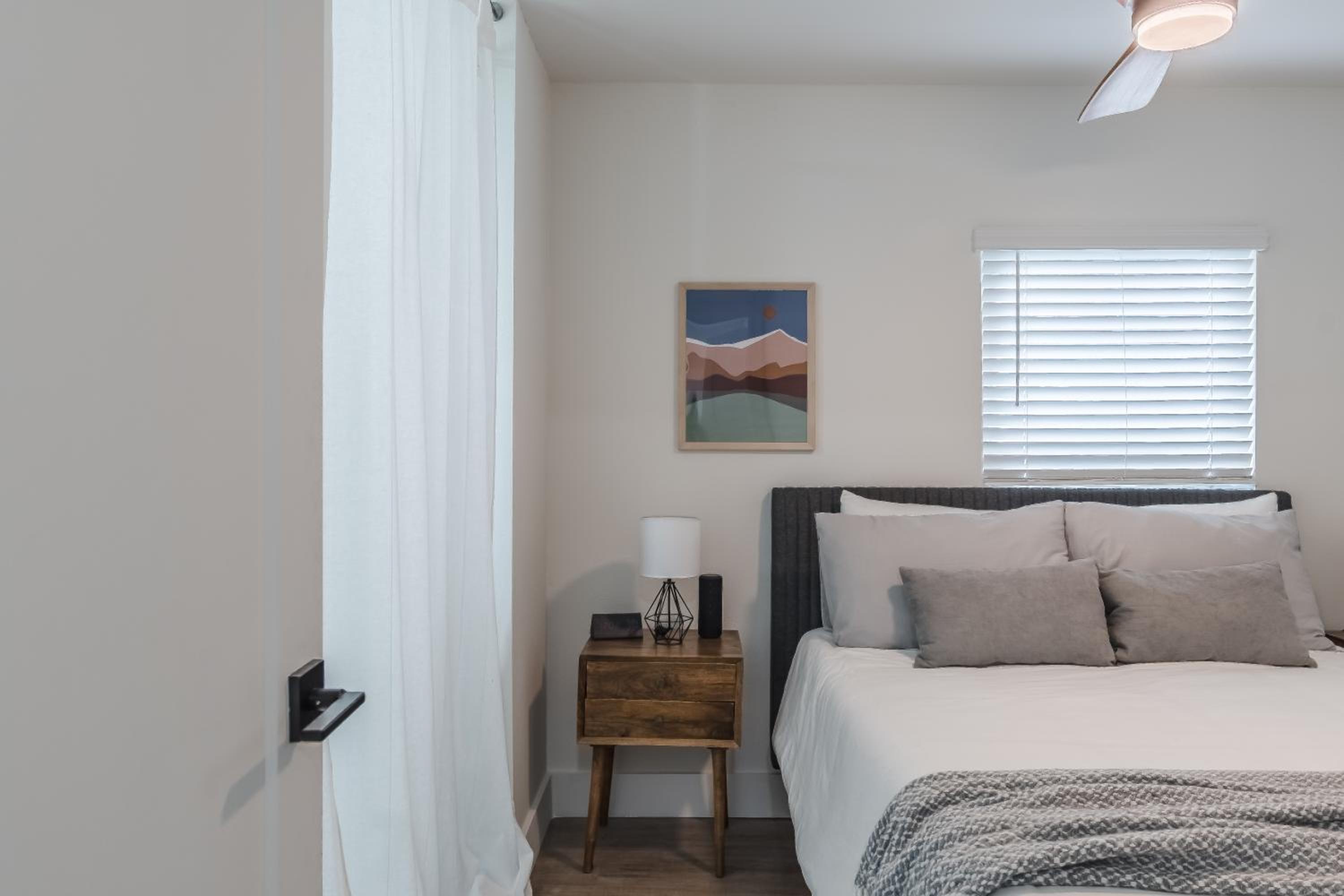 Luxury Tiny Home 2 Miles from Downtown Orlando