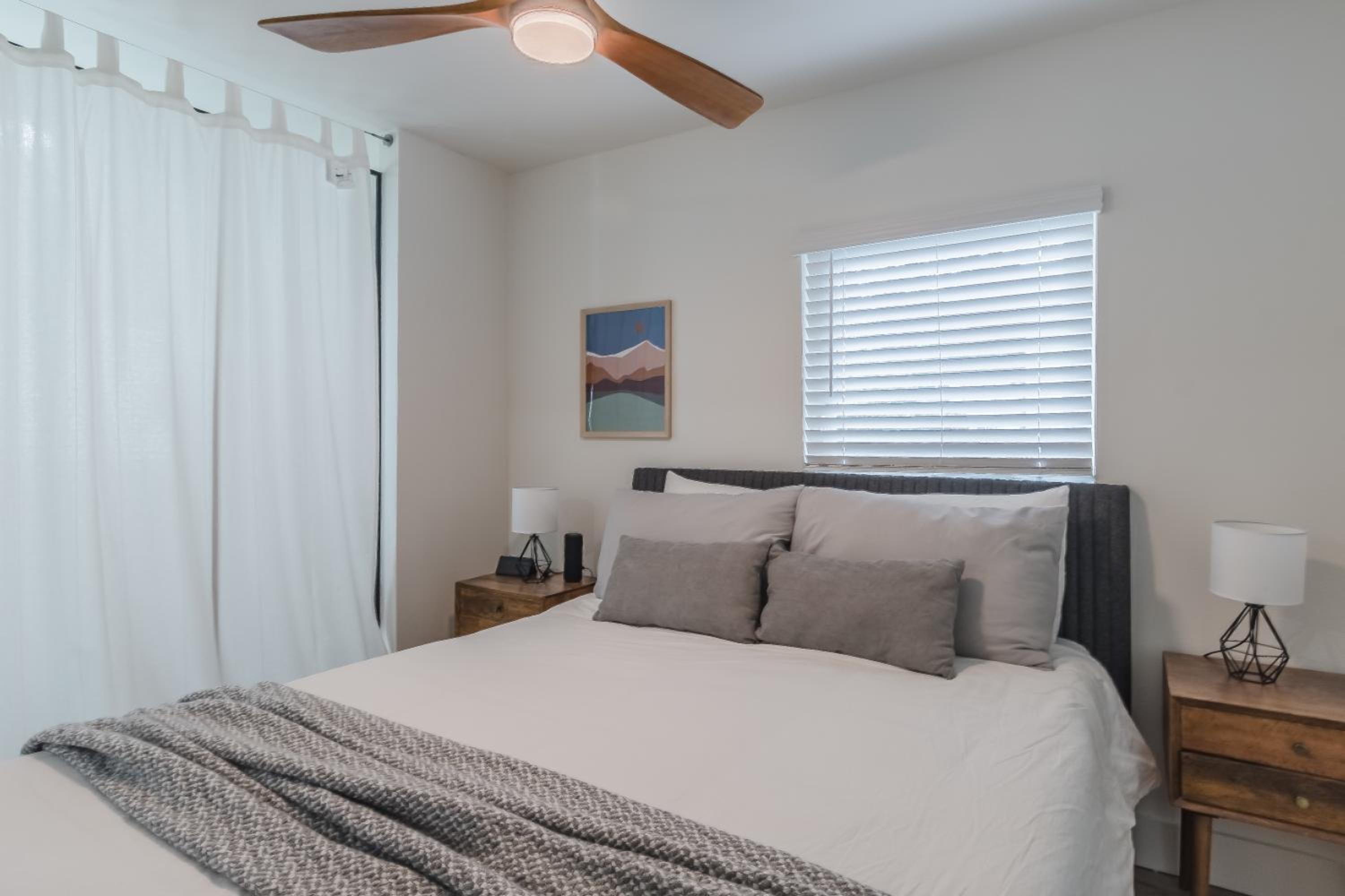 Luxury Tiny Home 2 Miles from Downtown Orlando