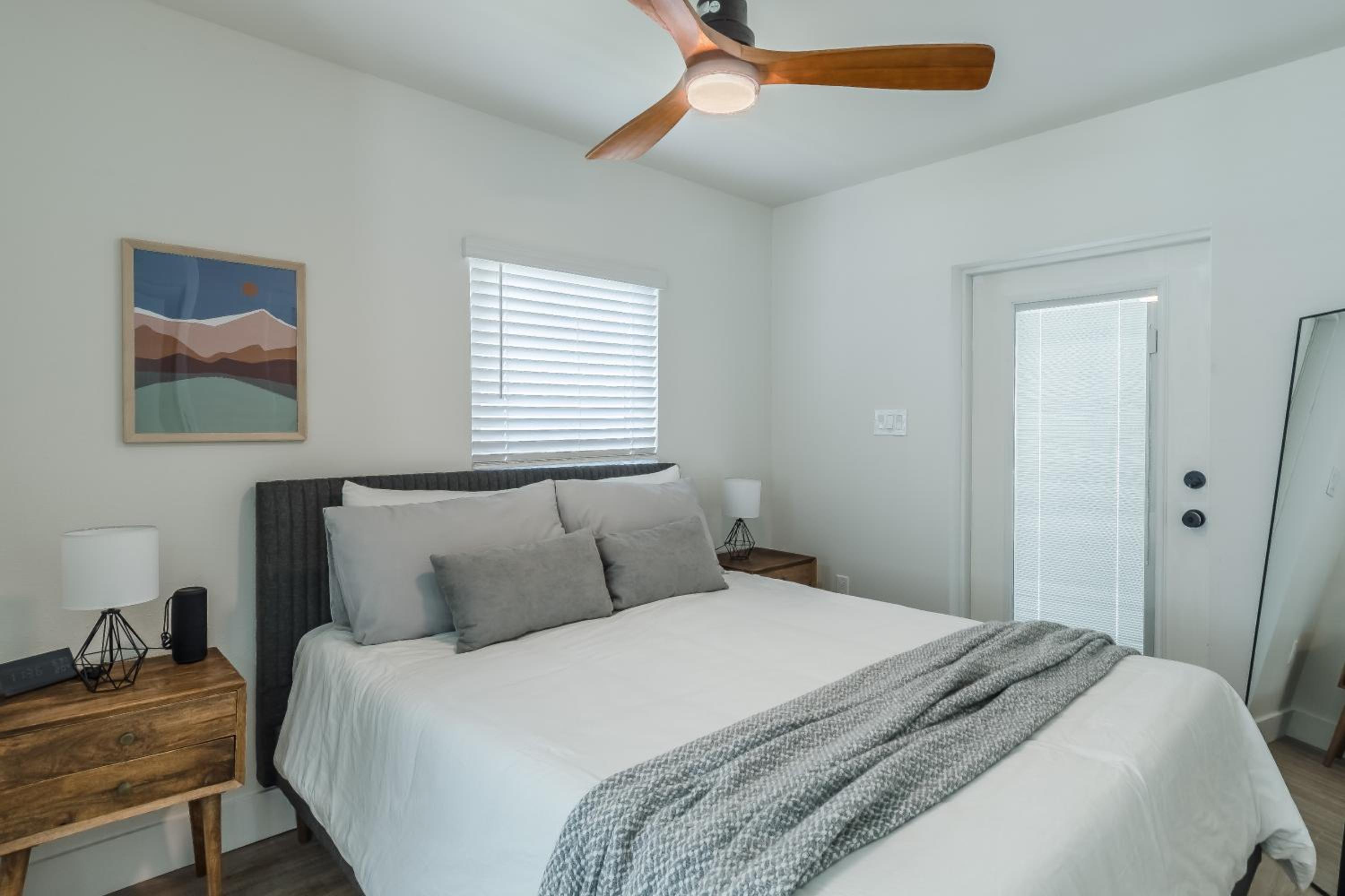 Luxury Tiny Home 2 Miles from Downtown Orlando