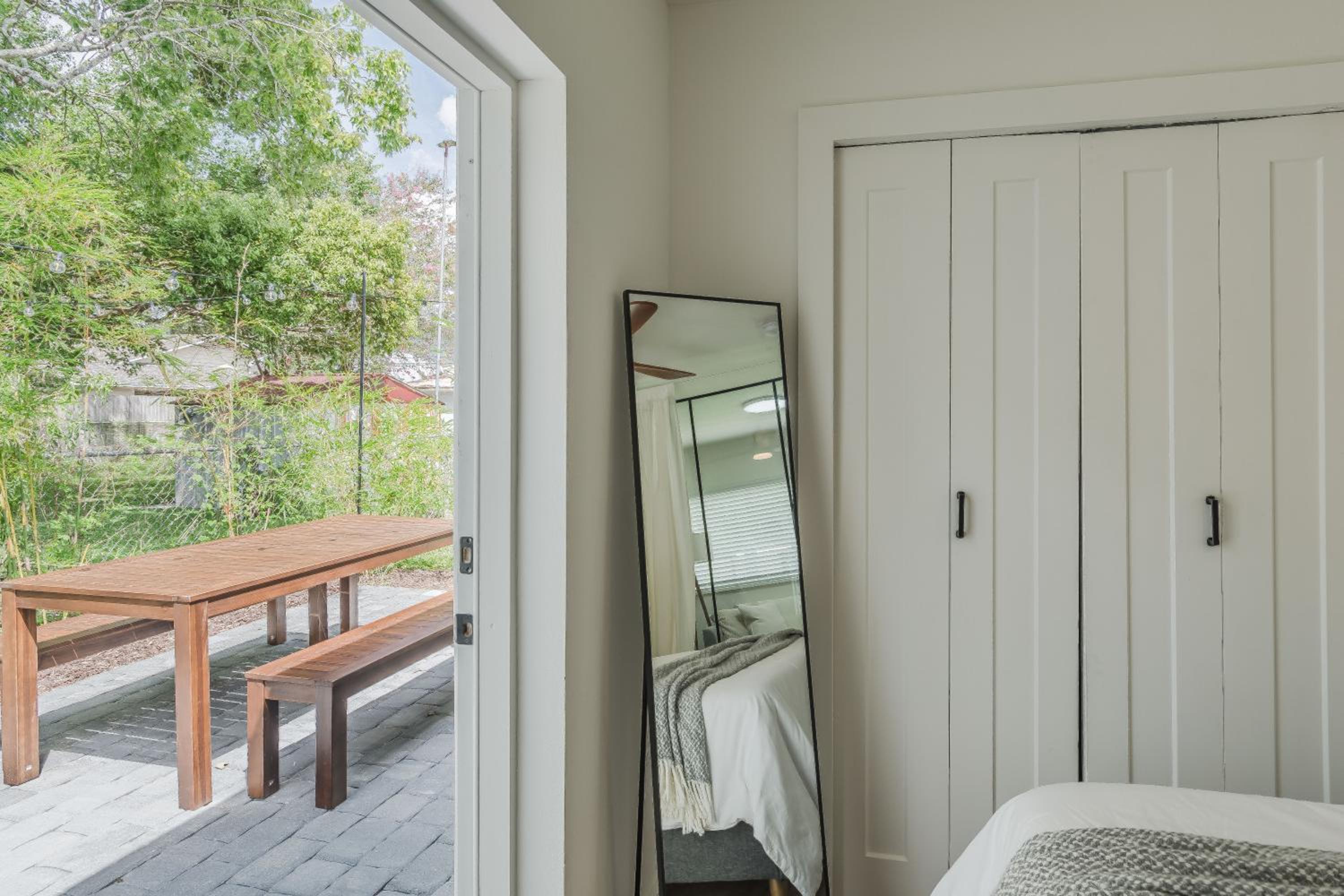 Luxury Tiny Home 2 Miles from Downtown Orlando