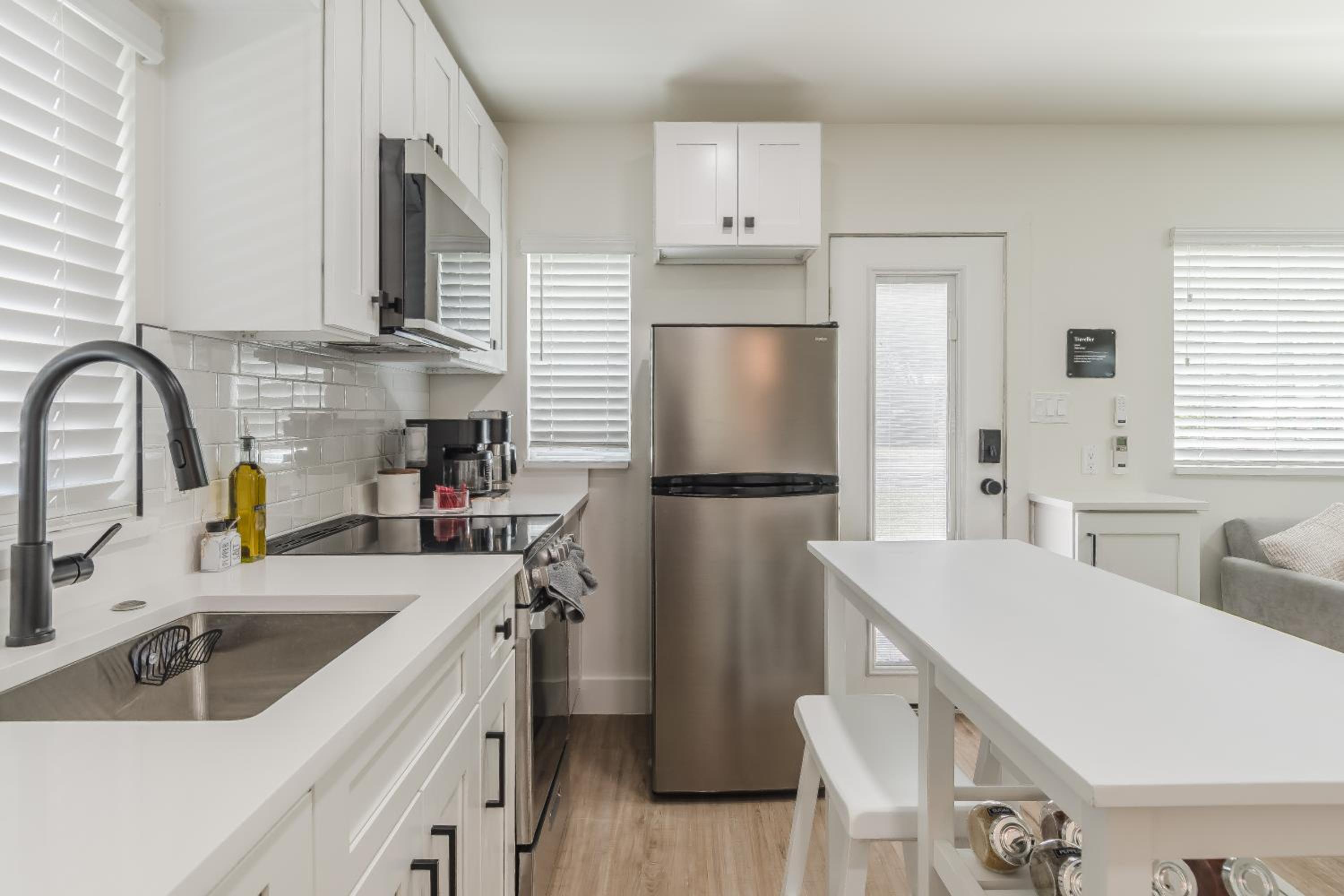 Luxury Tiny Home 2 Miles from Downtown Orlando