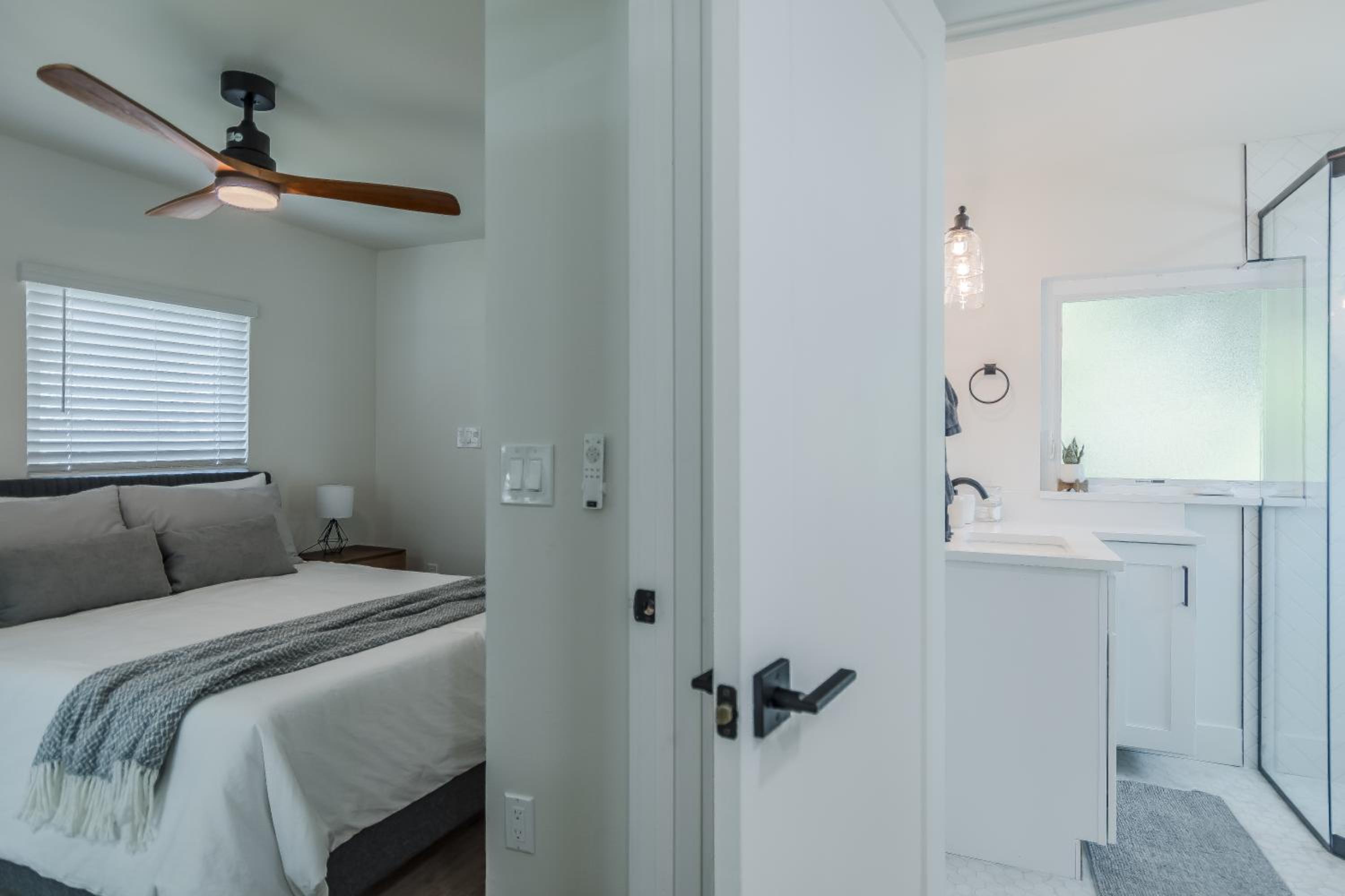 Luxury Tiny Home 2 Miles from Downtown Orlando