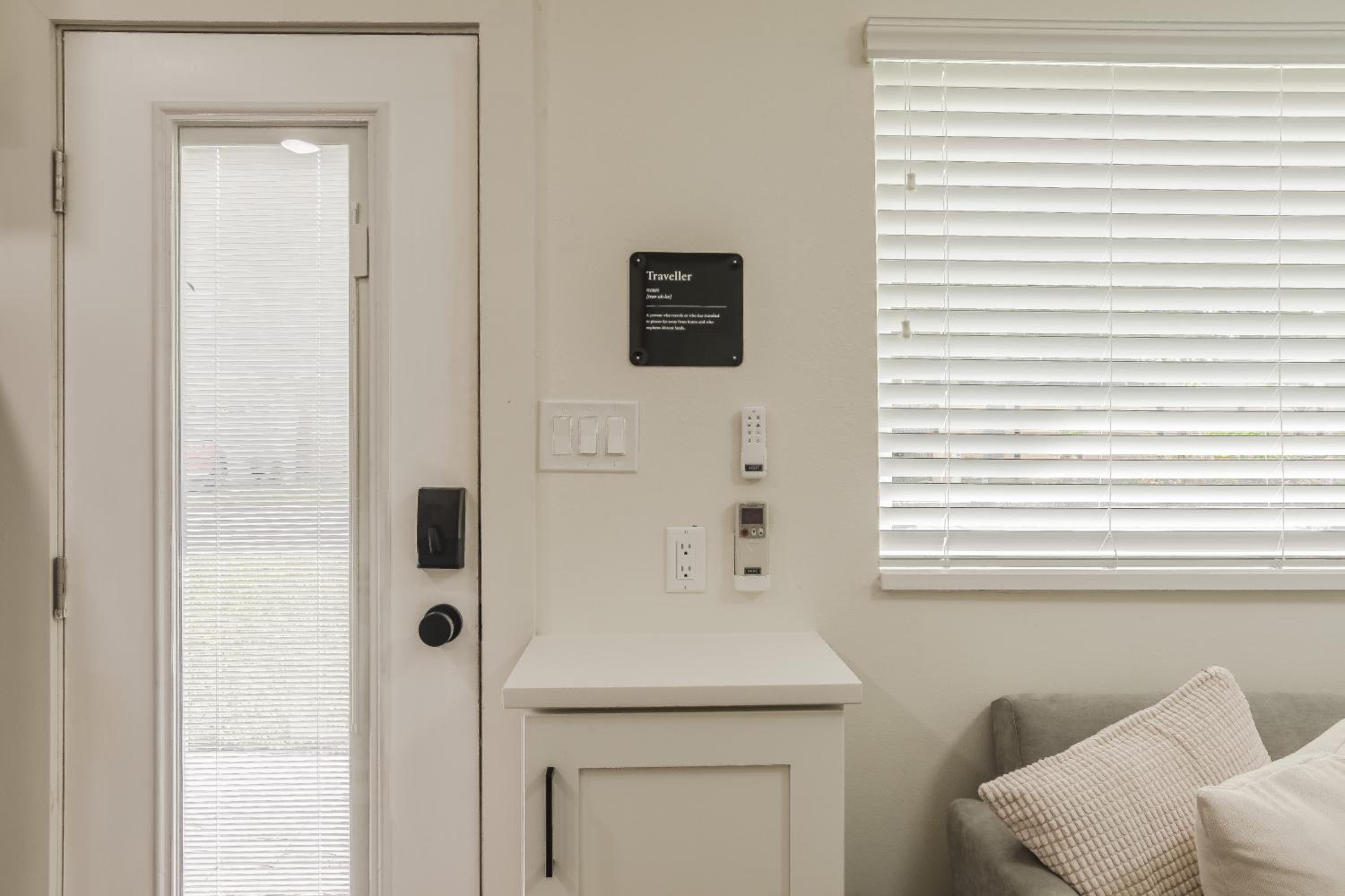 Luxury Tiny Home 2 Miles from Downtown Orlando