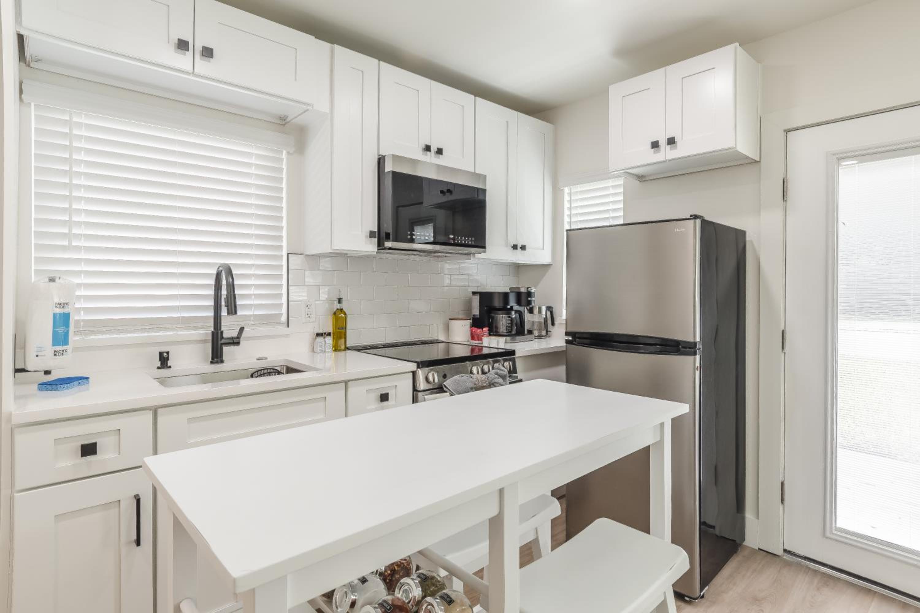 Luxury Tiny Home 2 Miles from Downtown Orlando