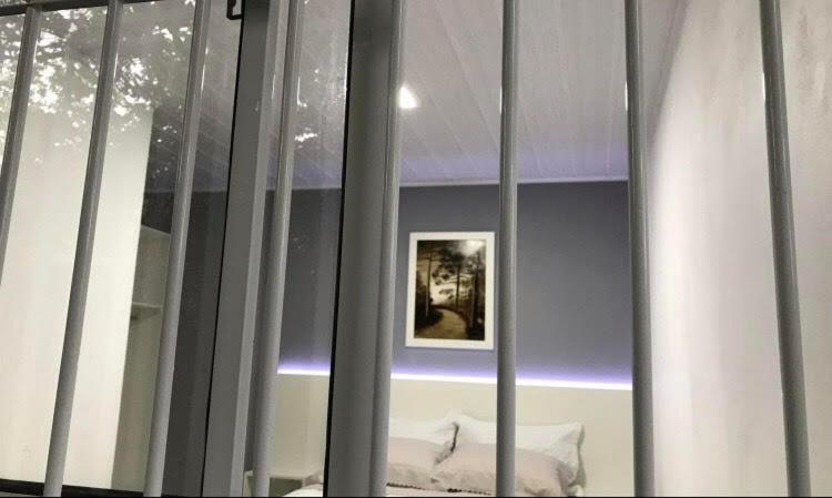 Suite em Gramado, próxima a Avenida das Hortencias