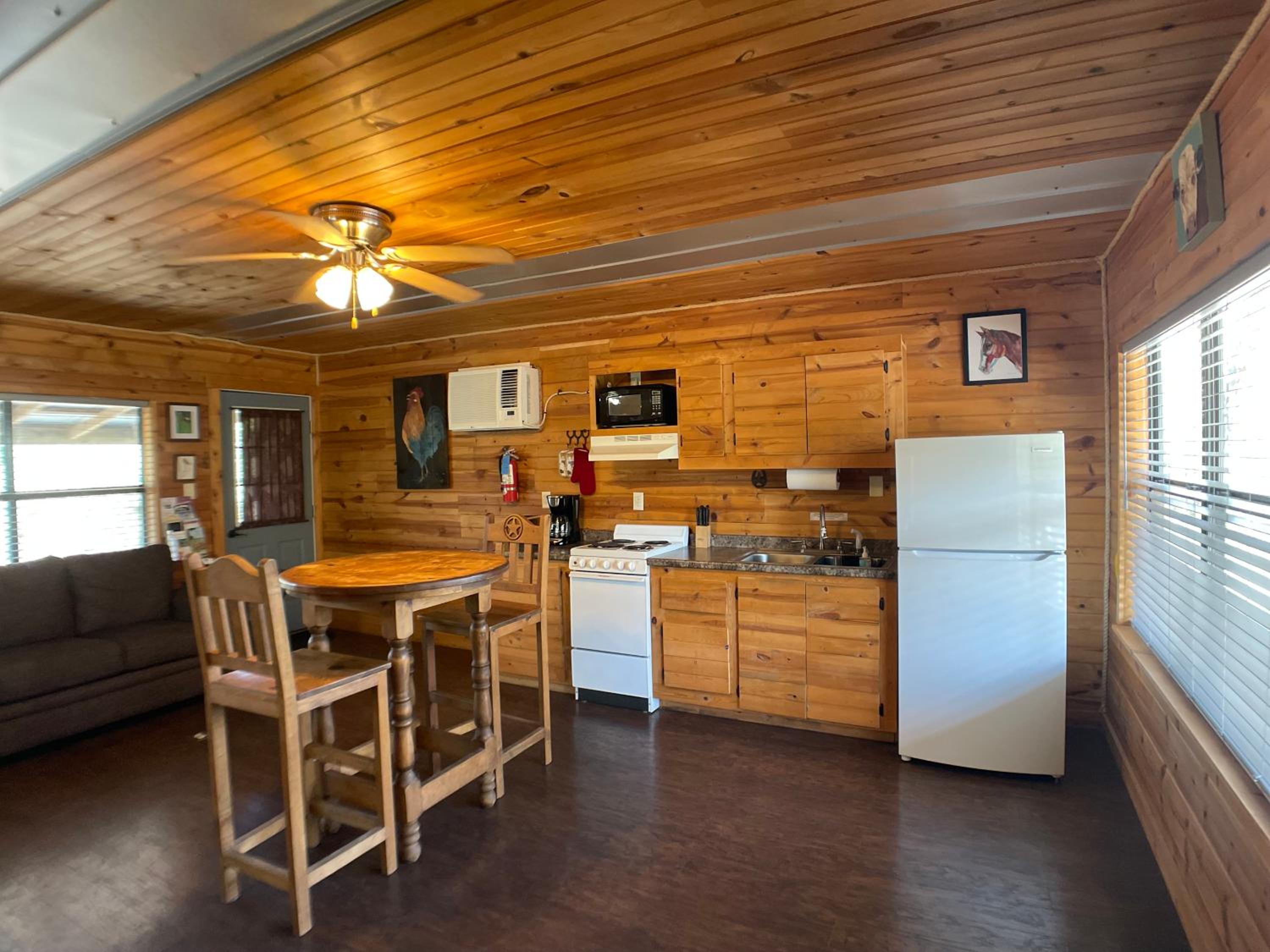Walnut Canyon Cabins