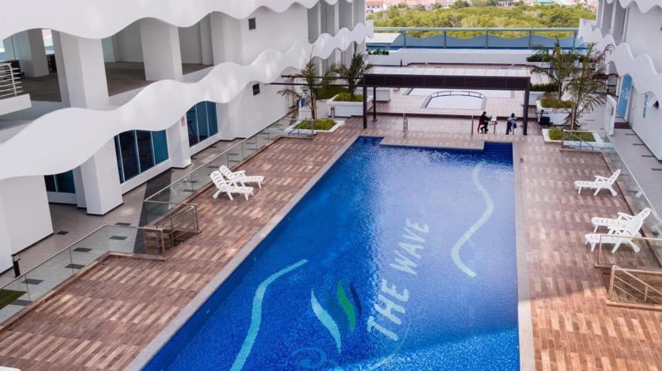 The Wave 2BR SEAVIEW - High Floor l Unifi photo 5