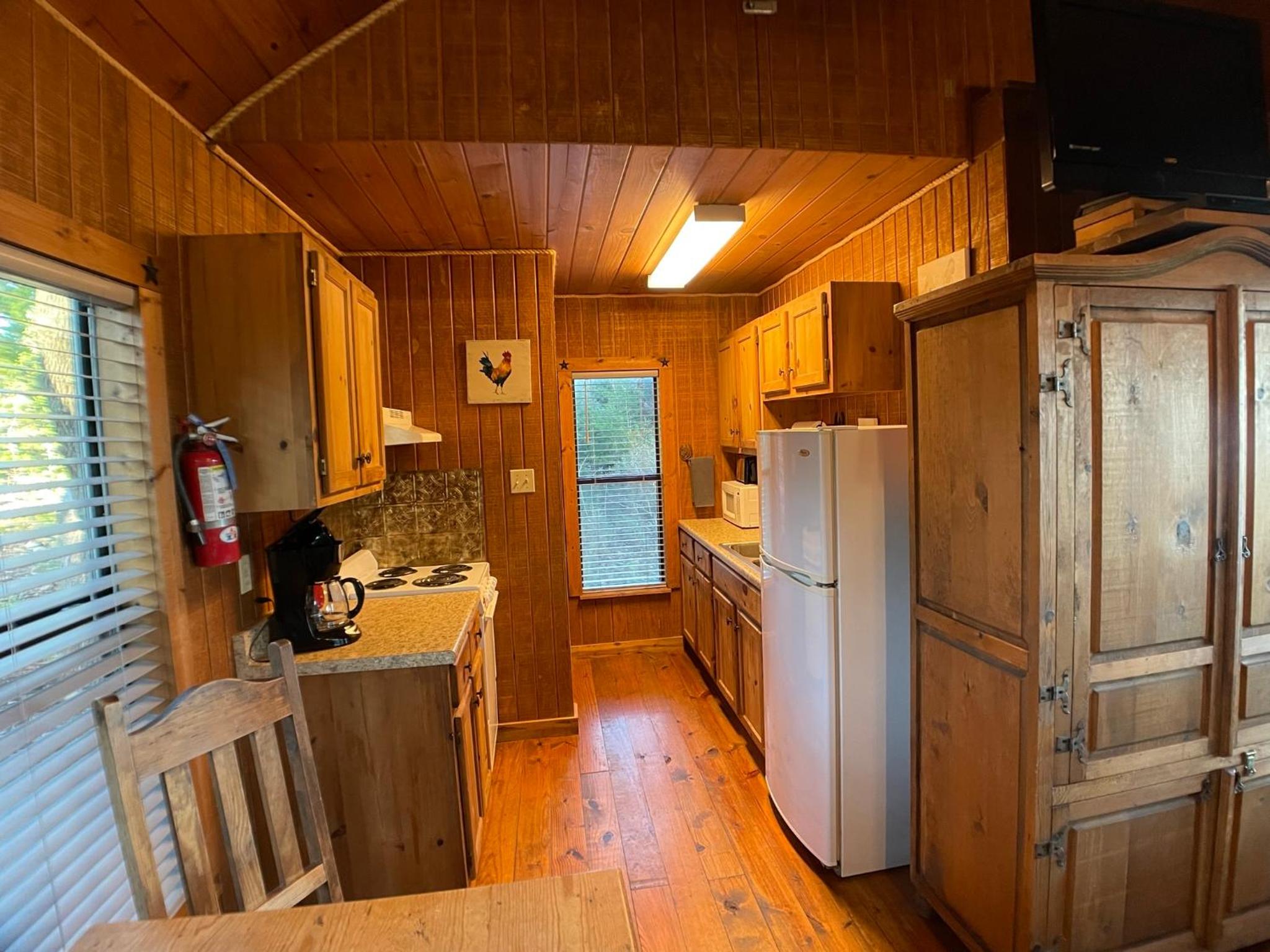 Walnut Canyon Cabins