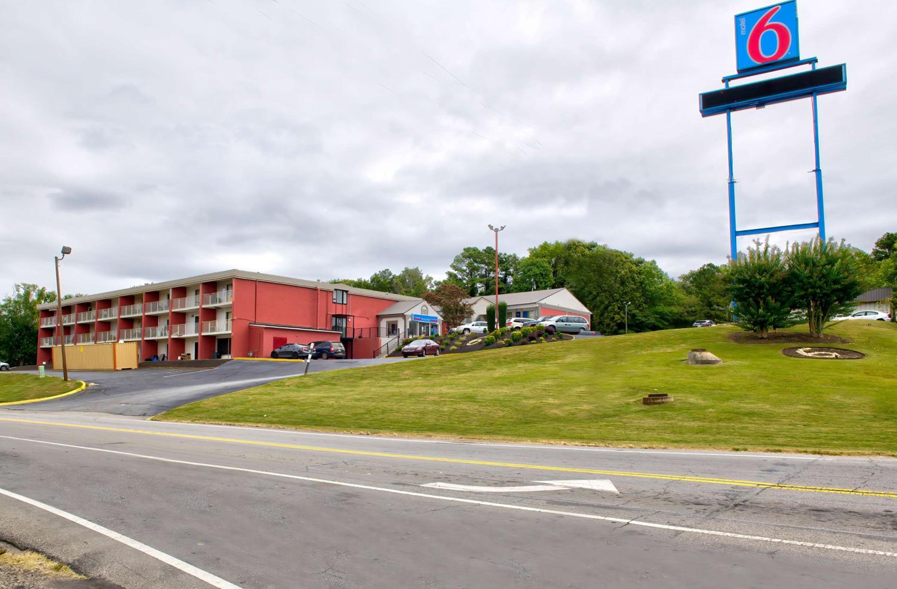 Motel 6-Gainesville, GA