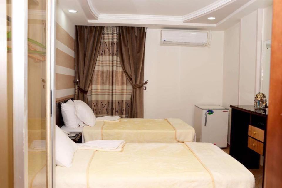 Salvatore Room With Breakfast-Behind Asyut Train Station